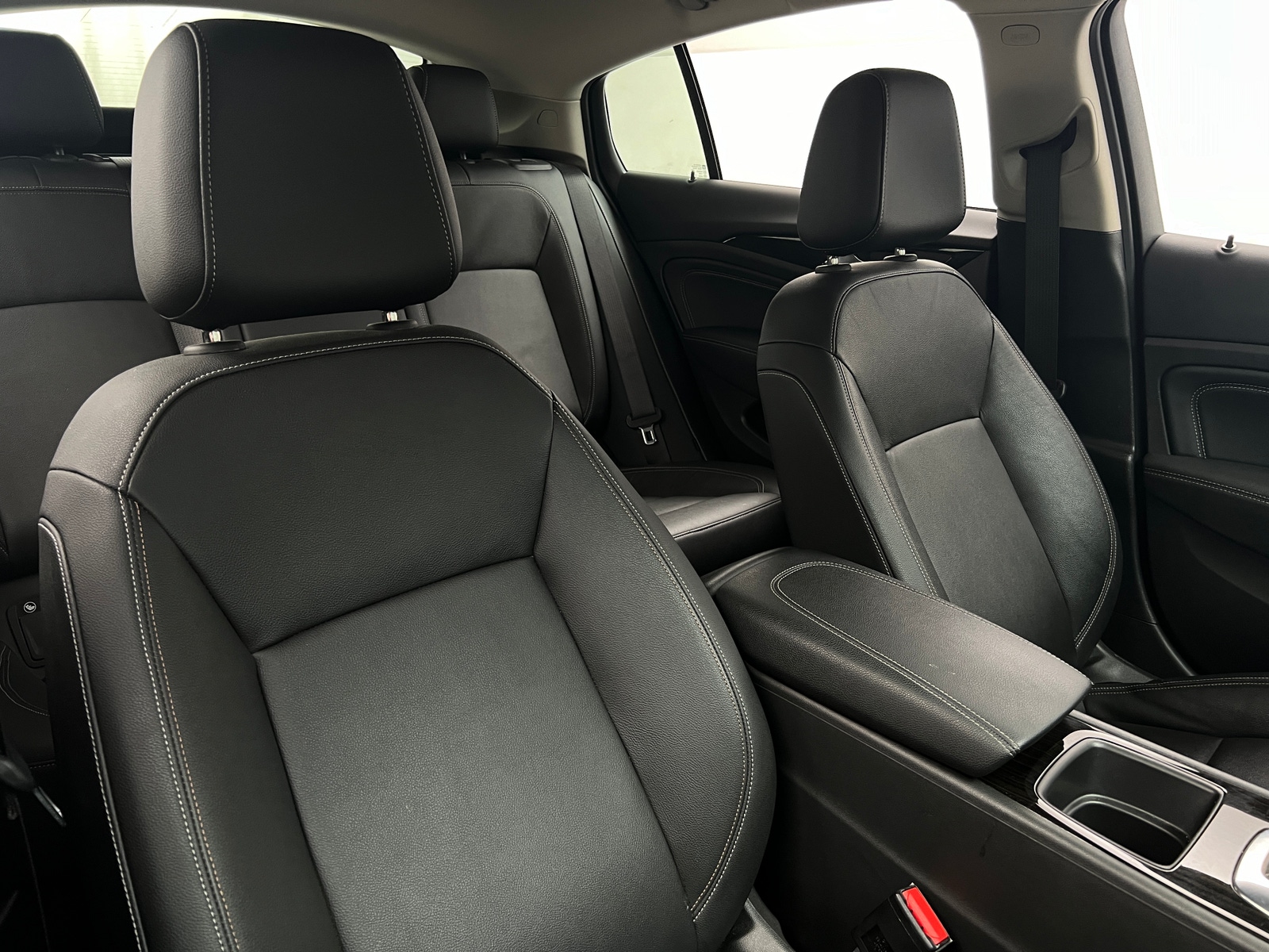 Thumbnail: 2019 Buick Regal - 2