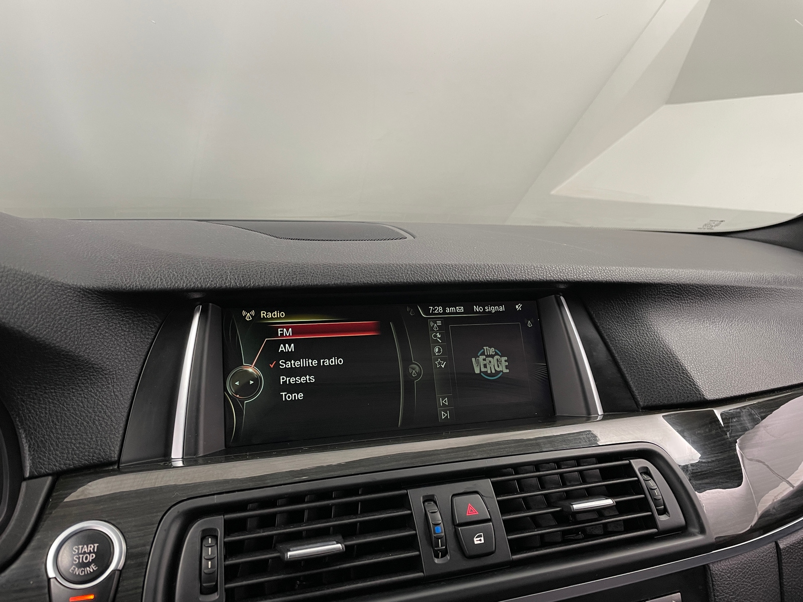 Thumbnail: 2014 BMW 5 Series - 4