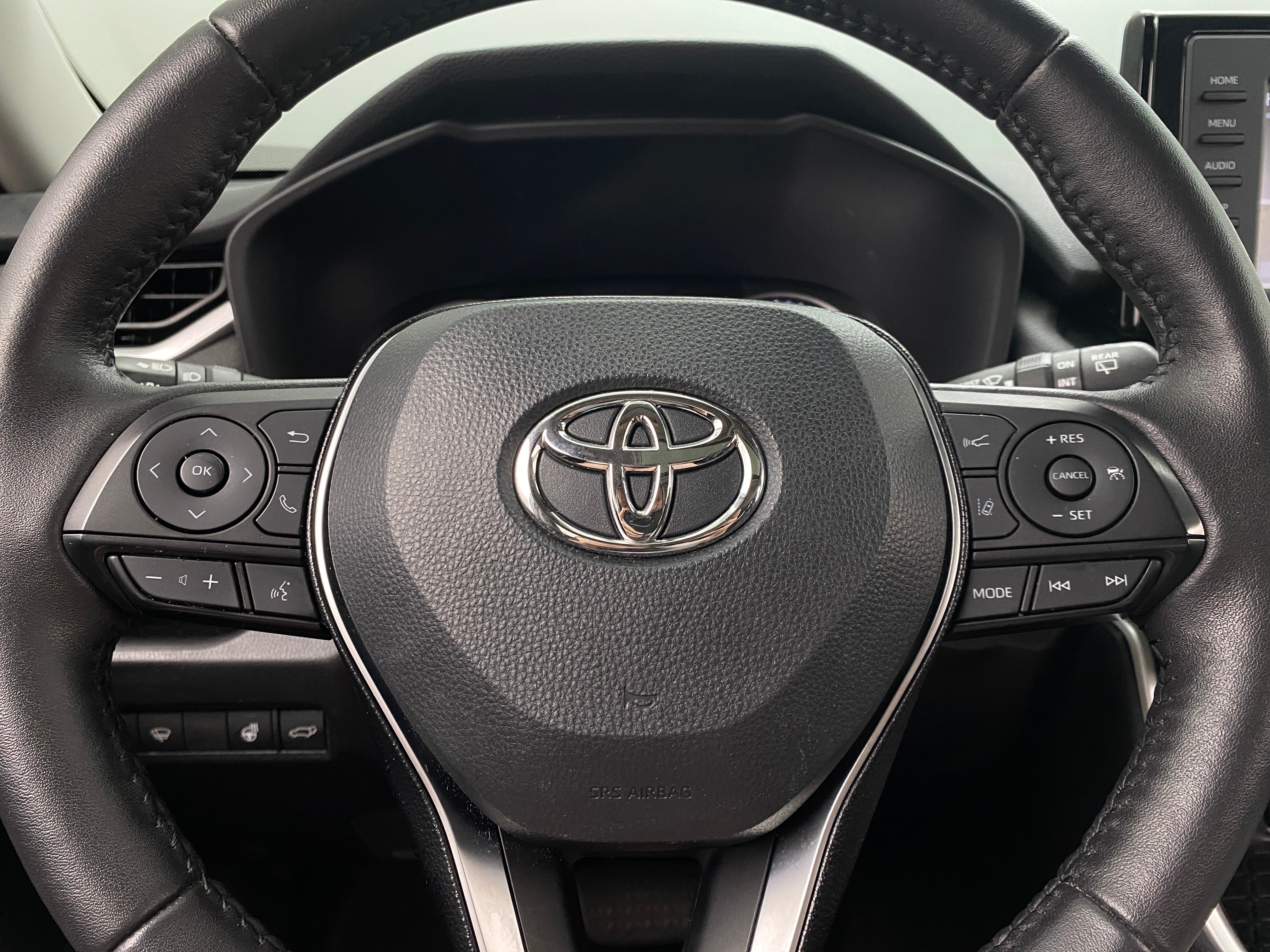 Thumbnail: 2021 Toyota RAV4 - 5