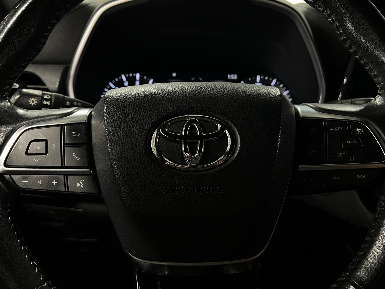 Thumbnail: 2021 Toyota Highlander - 5