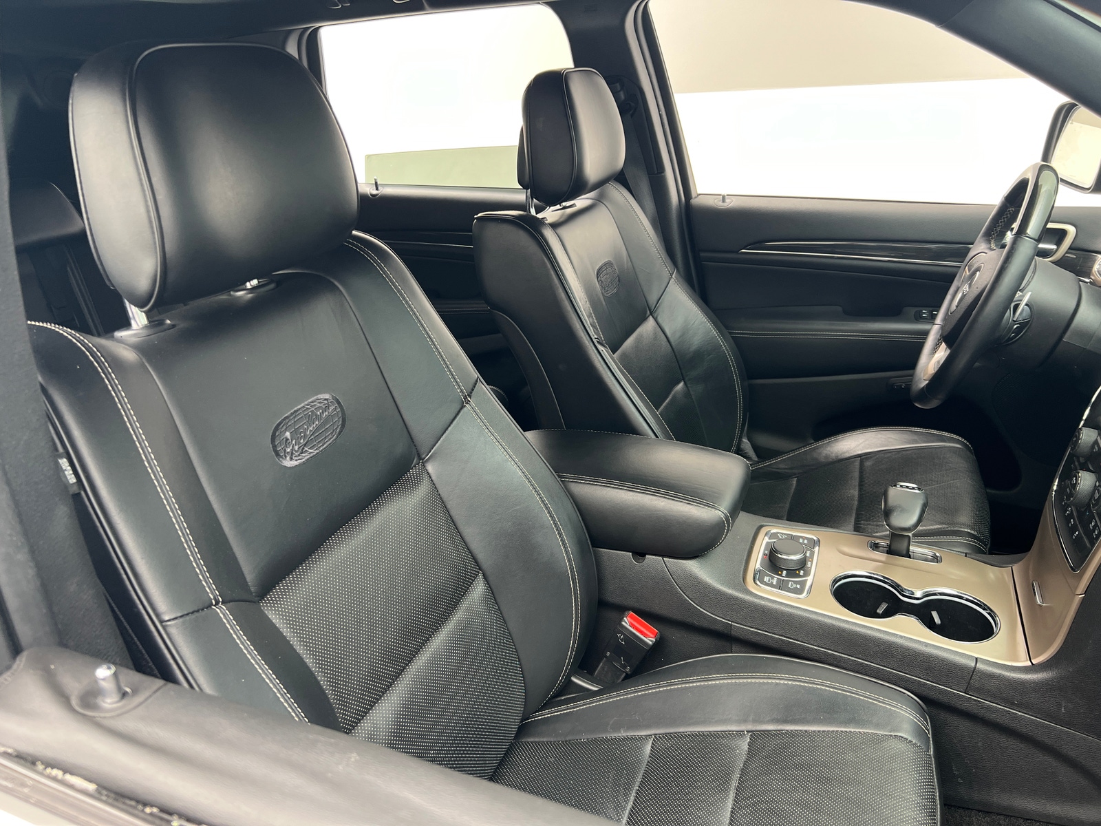 Thumbnail: 2015 Jeep Grand Cherokee - 2