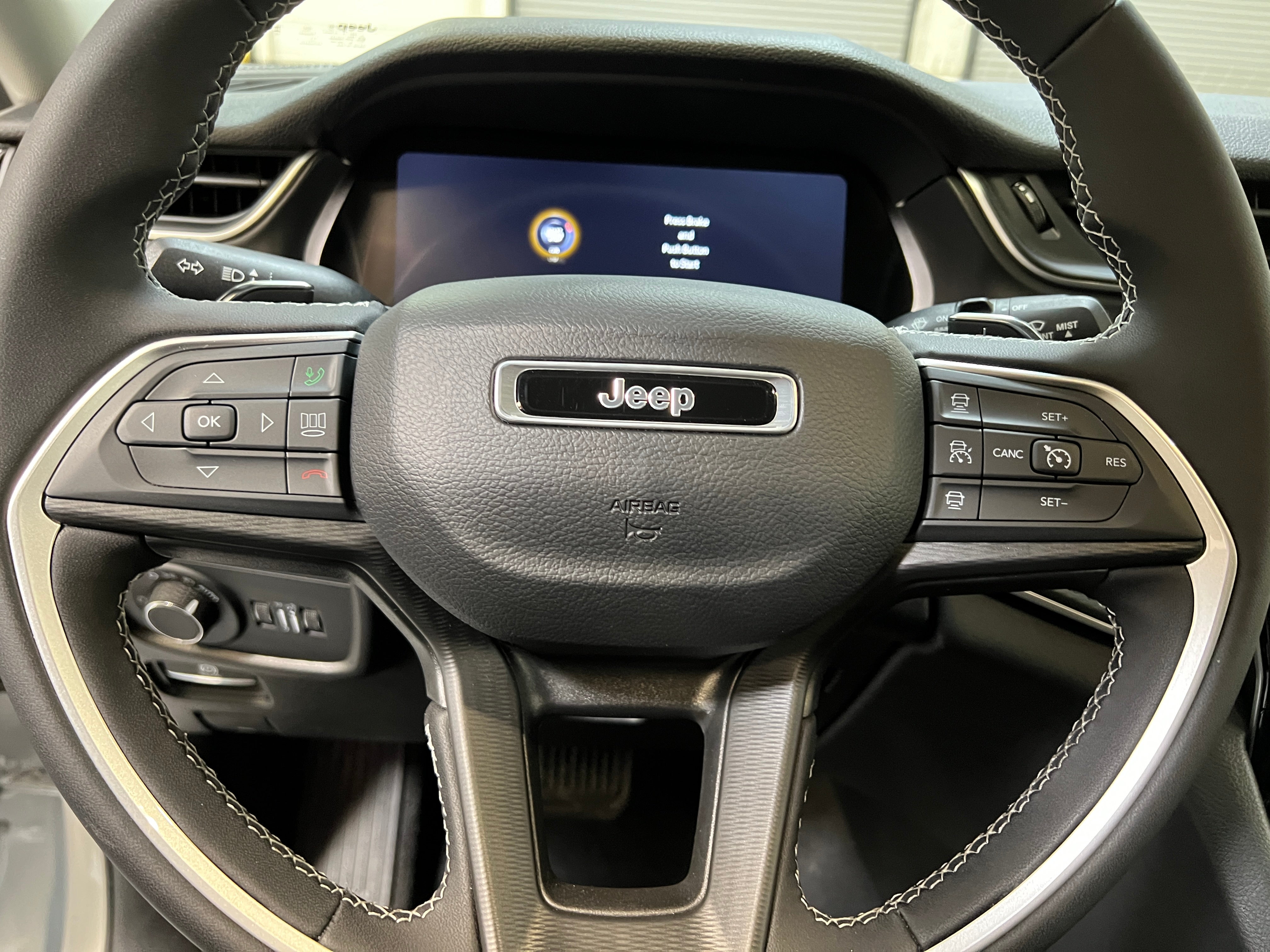 Thumbnail: 2023 Jeep Grand Cherokee - 5