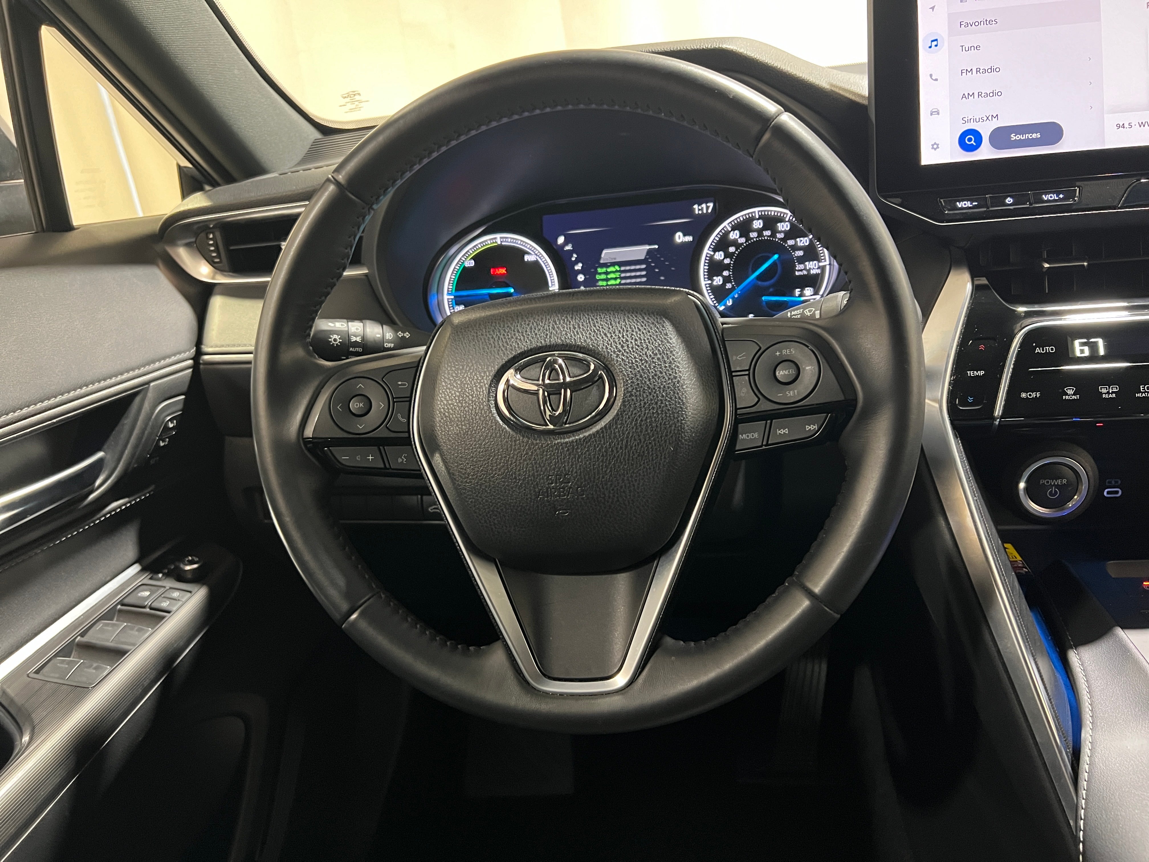 2023 Toyota Venza XLE 5