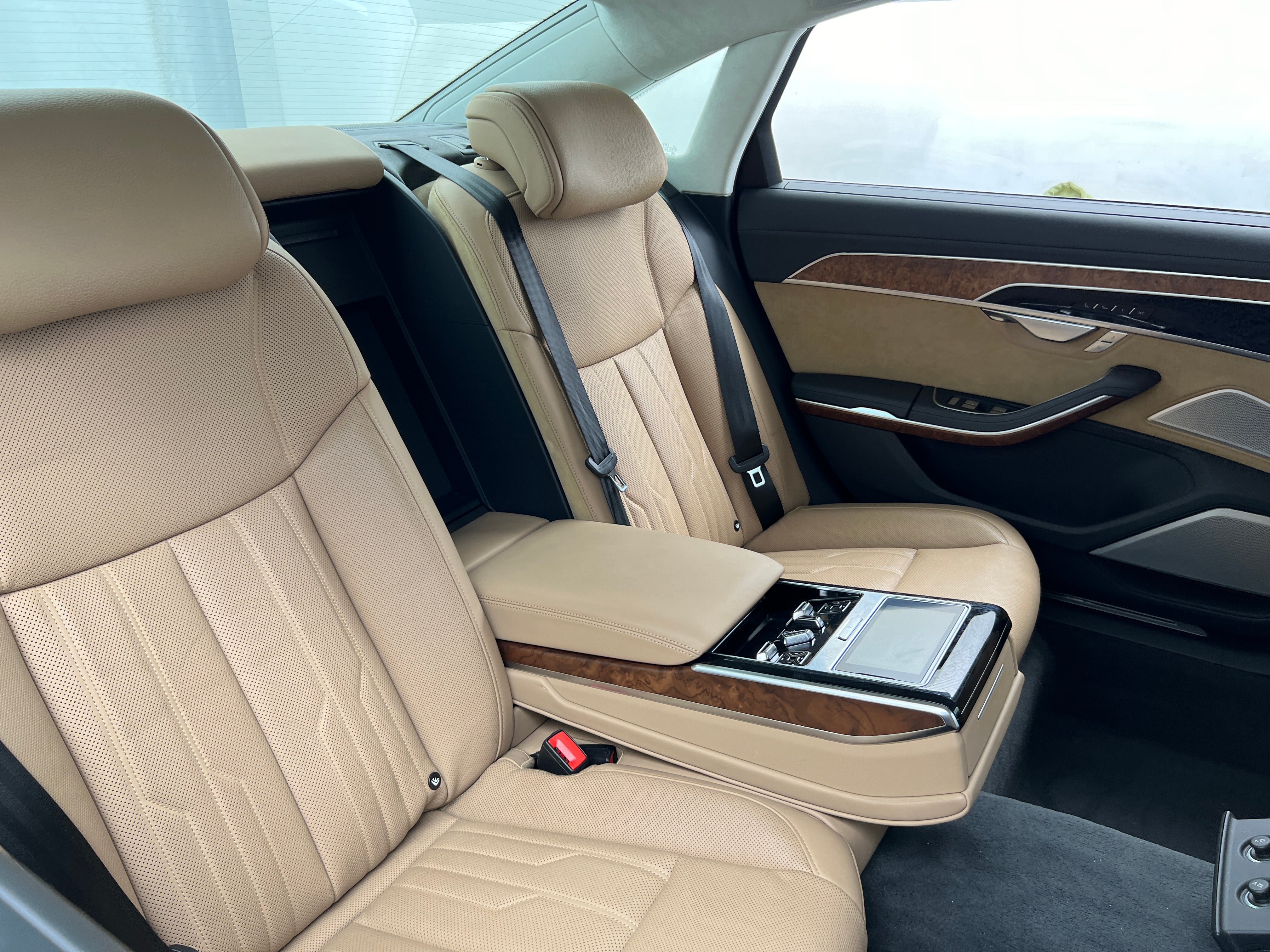 Thumbnail: 2019 Audi A8 - 6