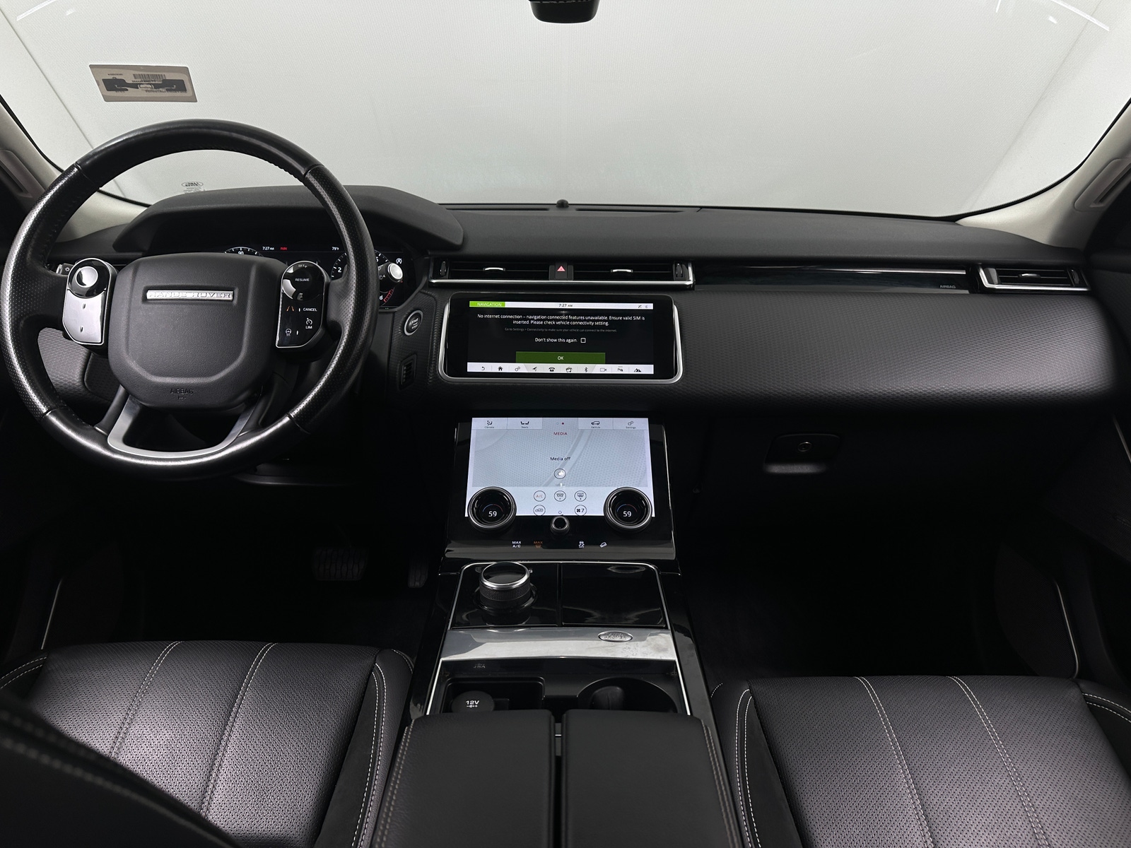 Thumbnail: 2018 Land Rover Range Rover Velar - 3