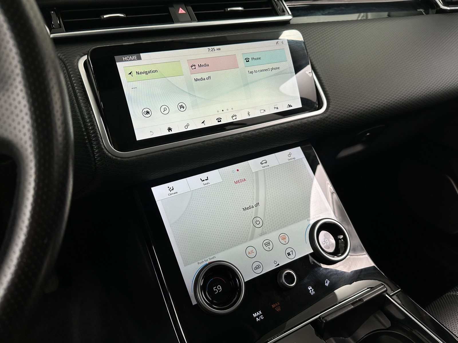 Thumbnail: 2018 Land Rover Range Rover Velar - 4