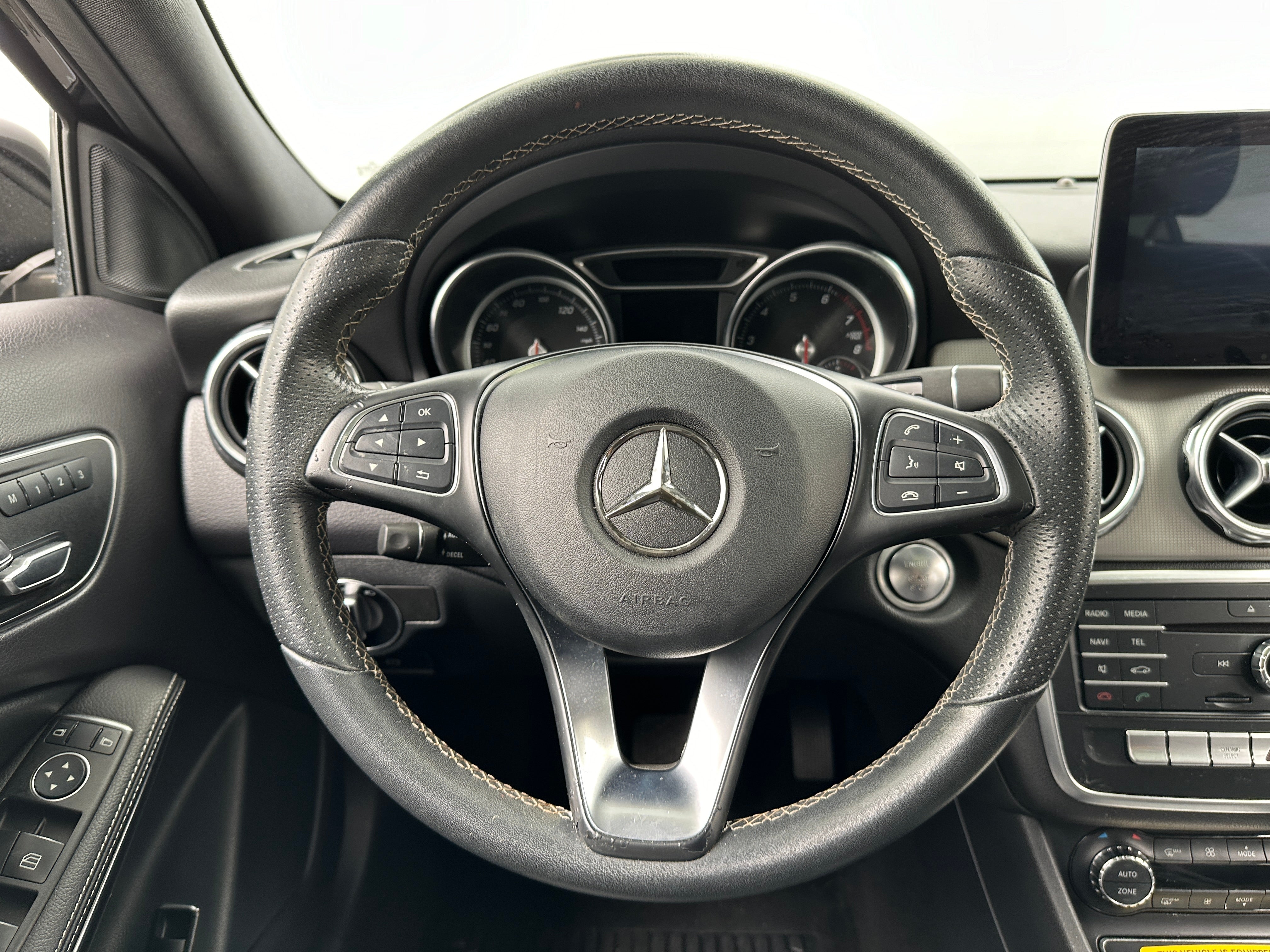 Thumbnail: 2018 Mercedes-Benz GLA - 5