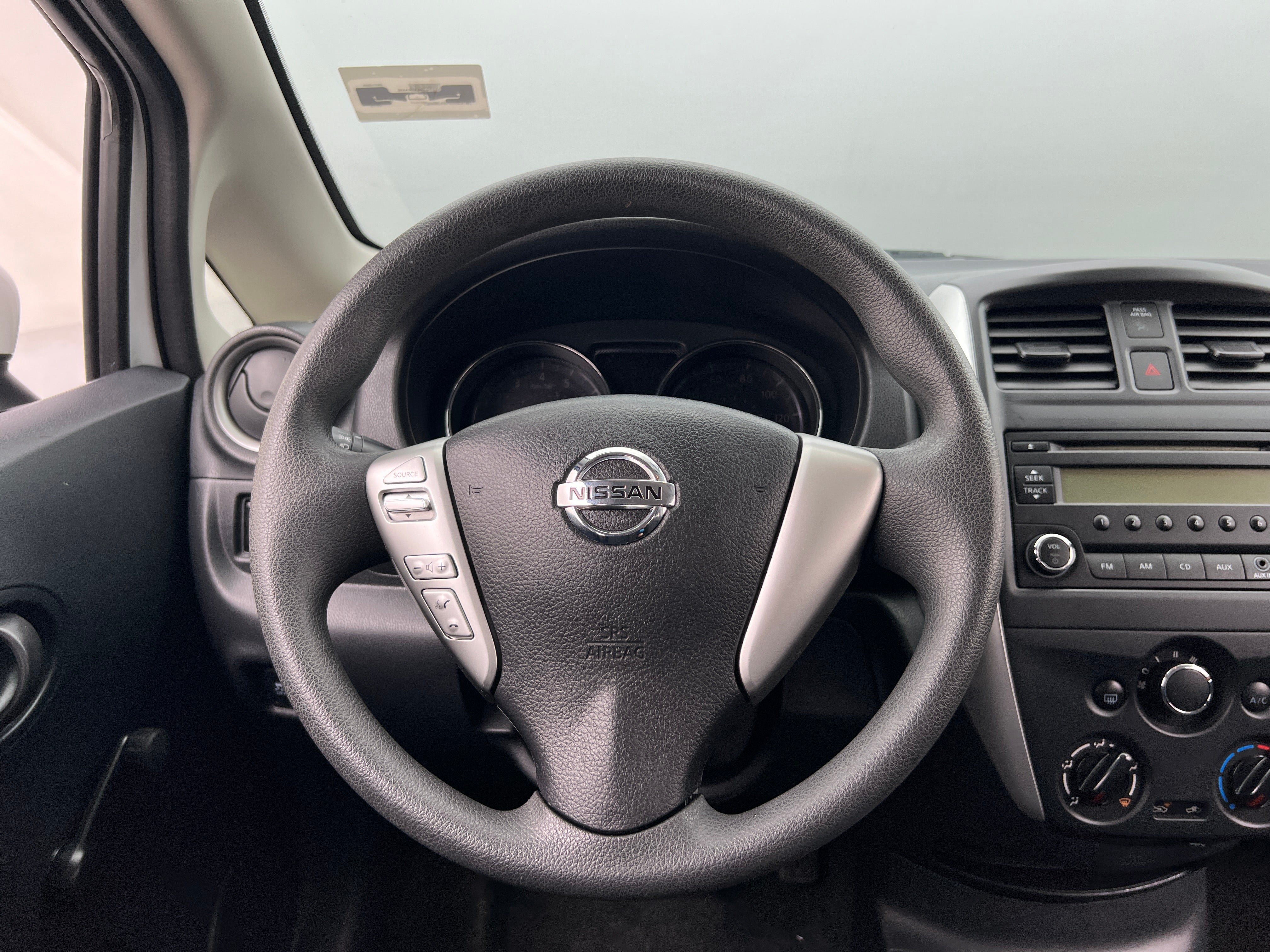 2015 Nissan Versa S Plus 5