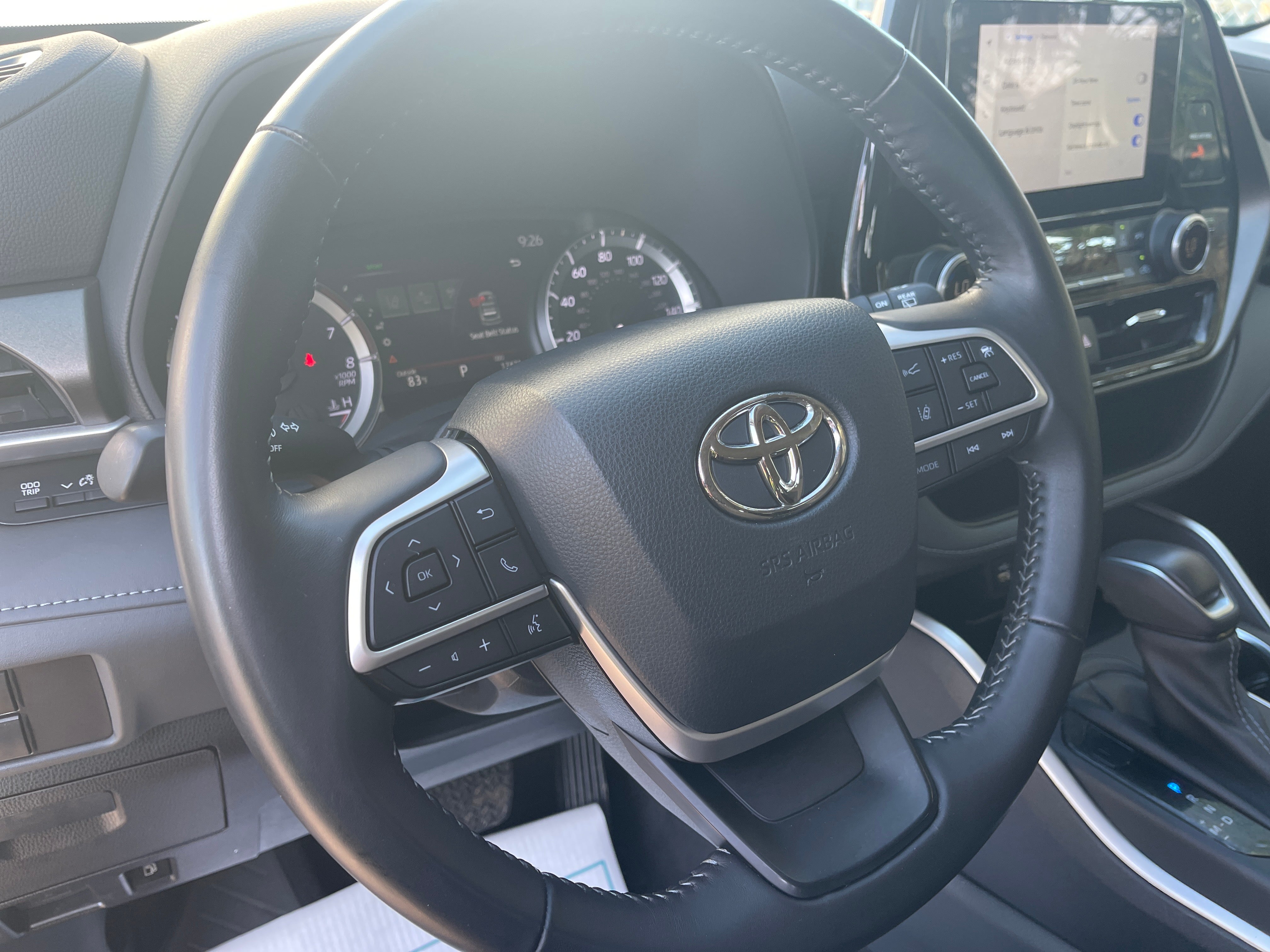 2023 Toyota Highlander LE 5