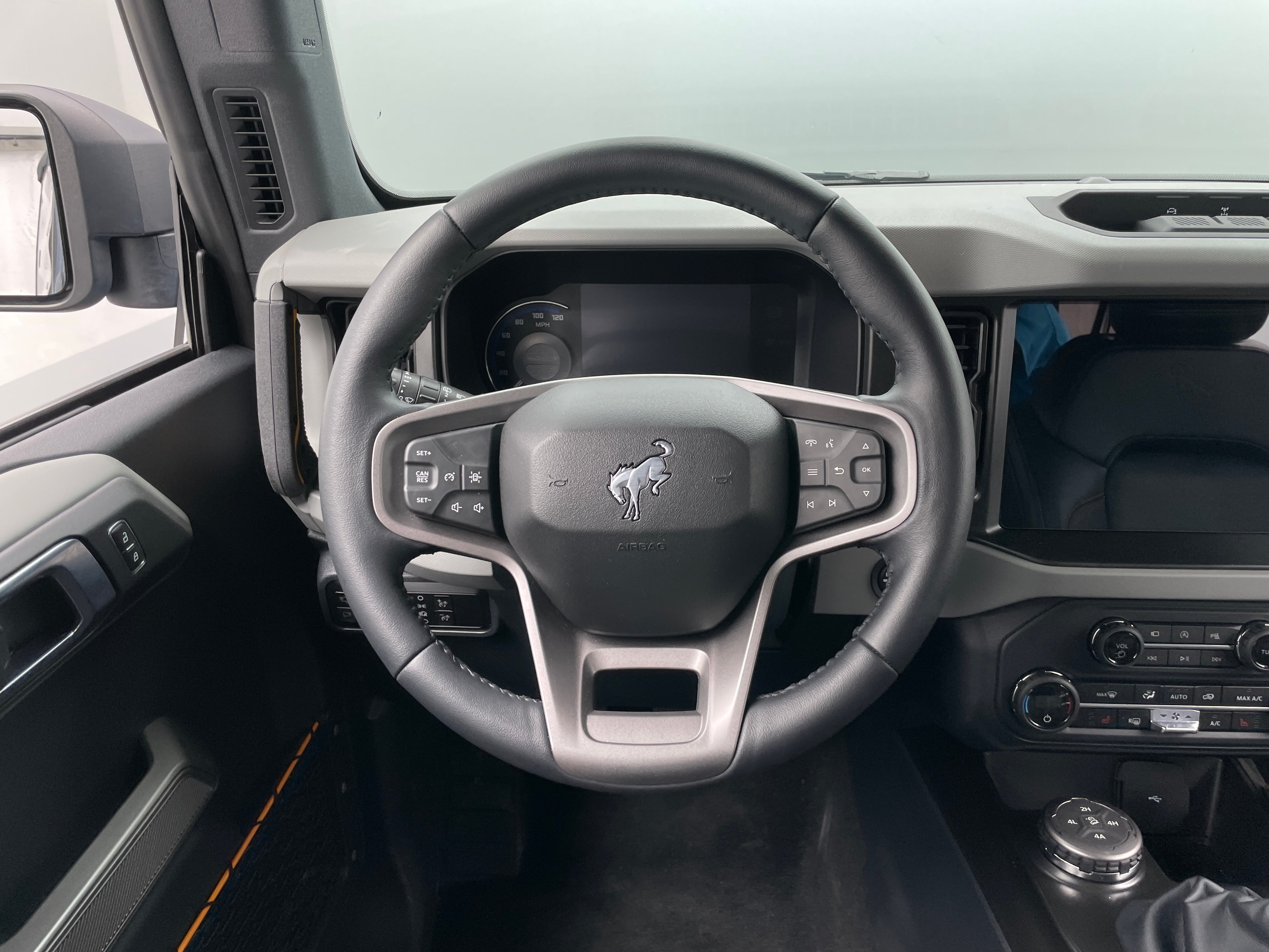 Thumbnail: 2023 Ford Bronco - 5