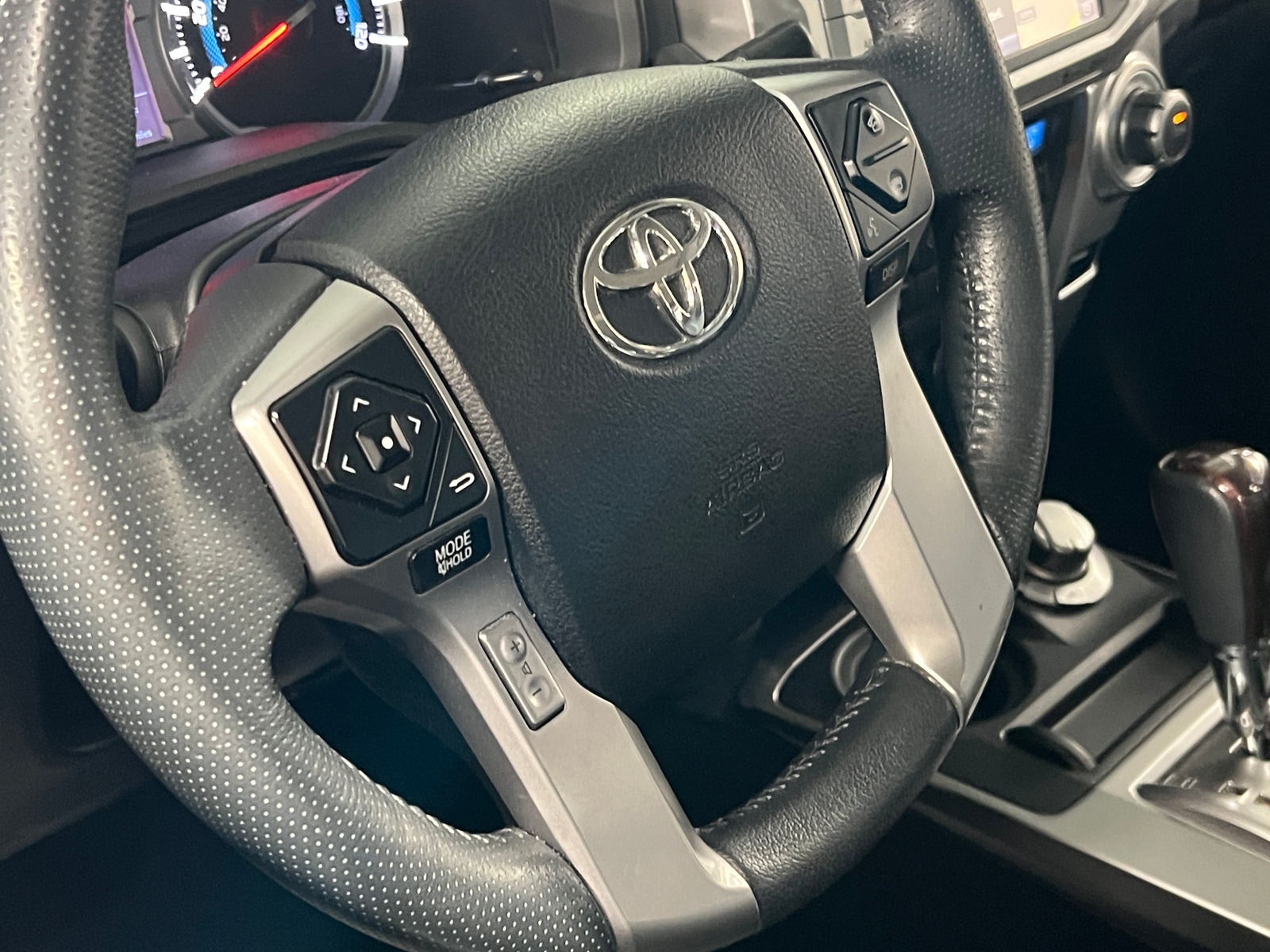 Thumbnail: 2016 Toyota 4Runner - 5