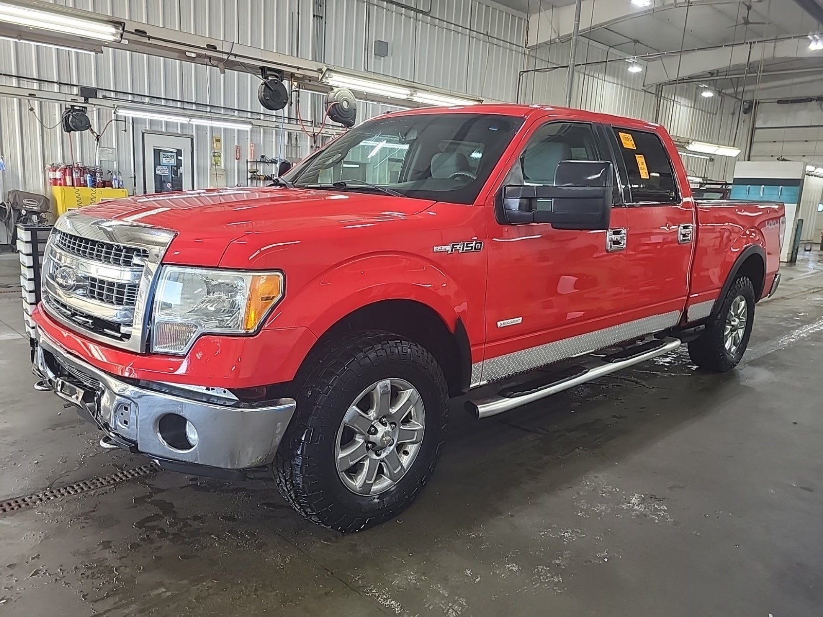 2013 Ford F-150 4WD Supercrew 157" XLT