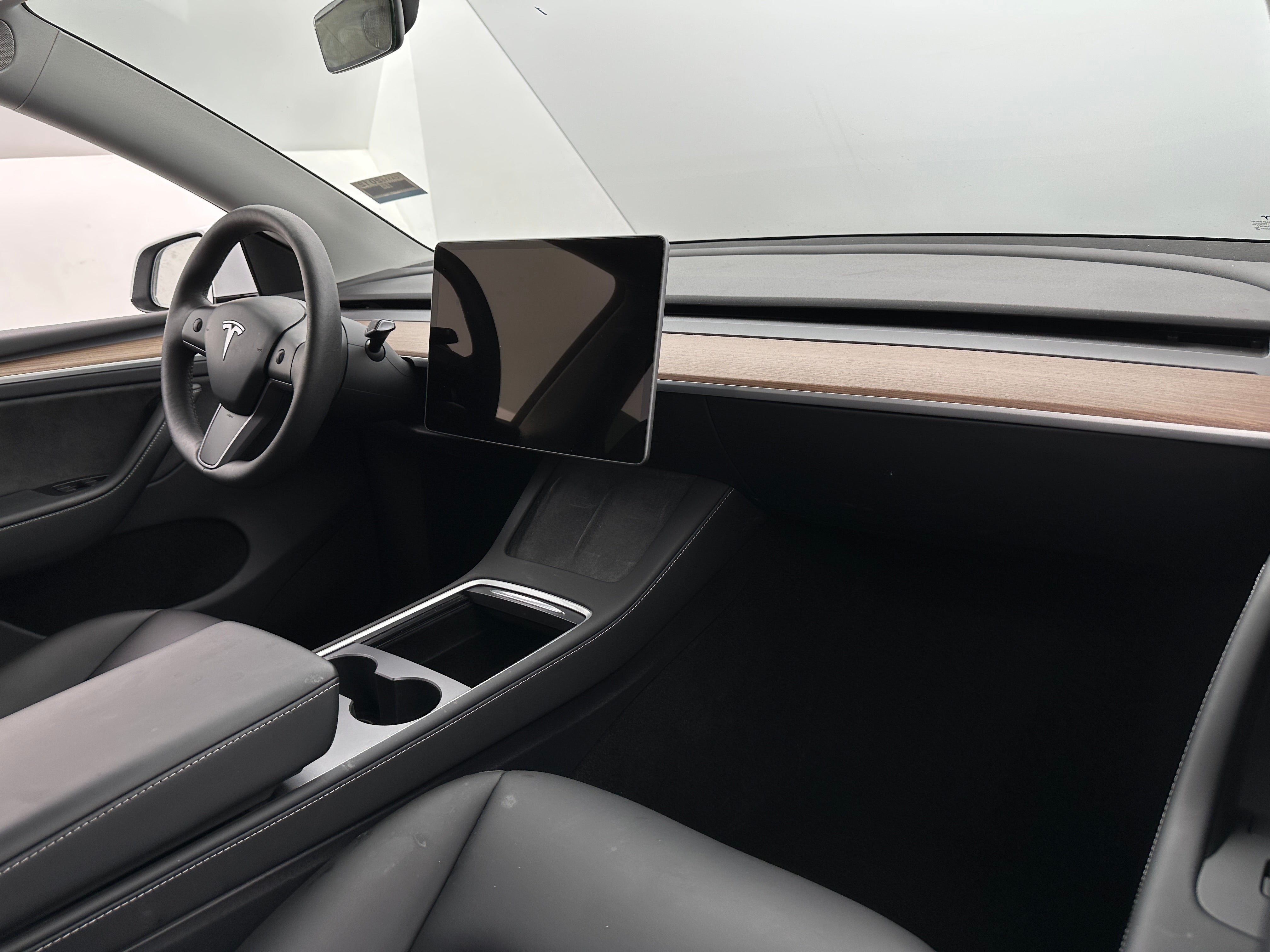 2023 Tesla Model Y Long Range 2