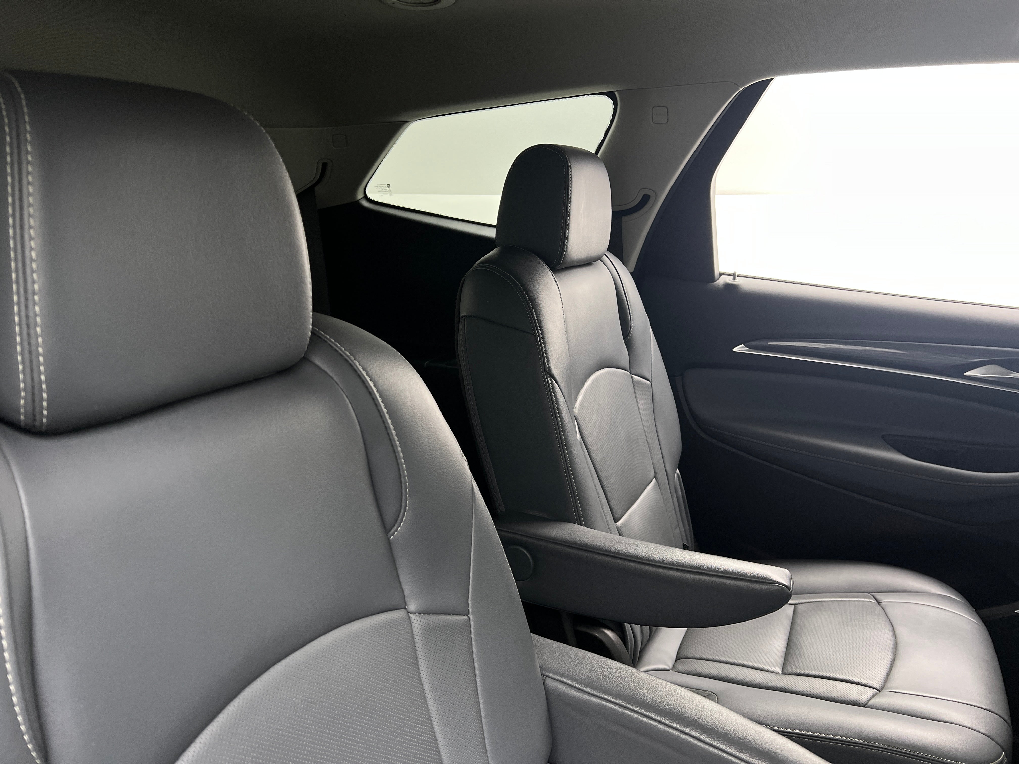 2019 Buick Enclave Essence 5