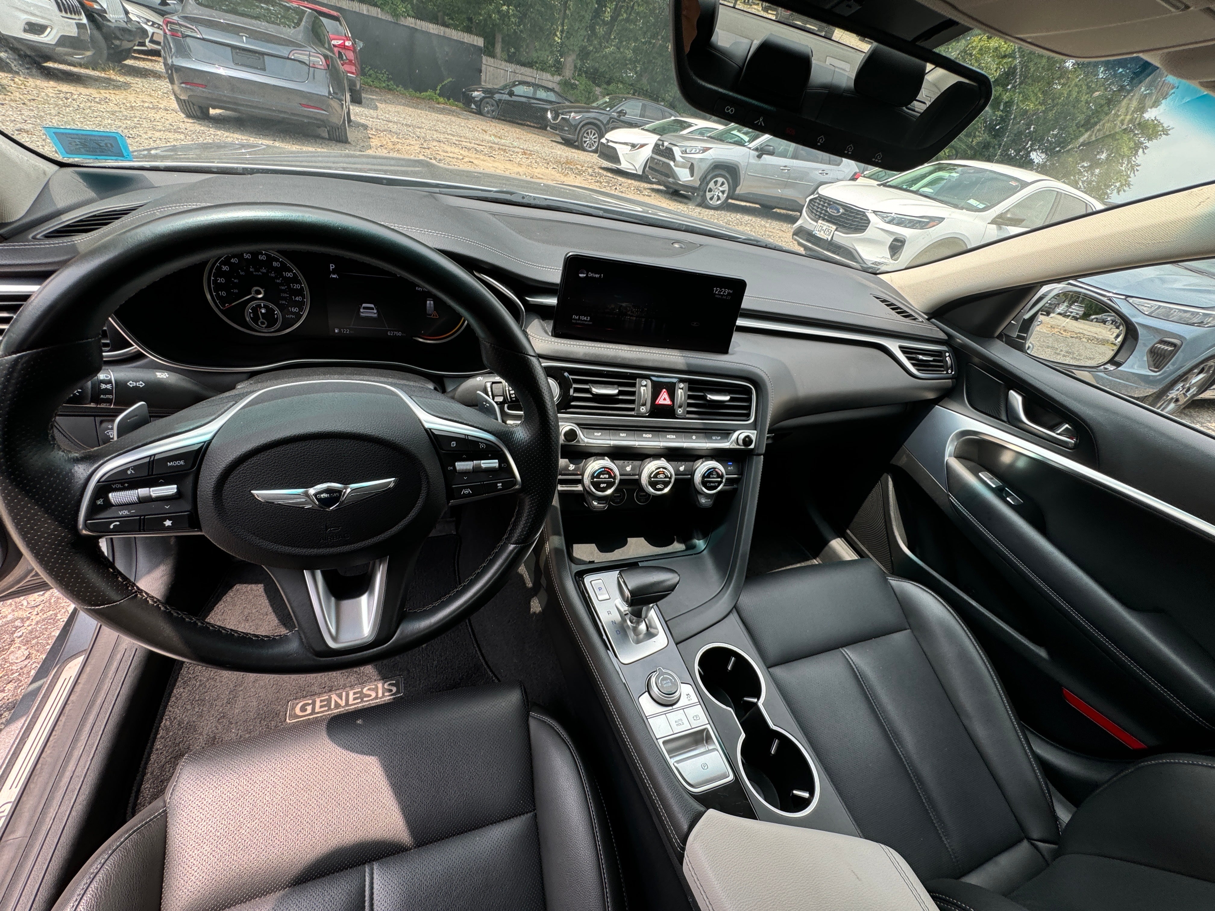 2022 Genesis G70 2.0T 3