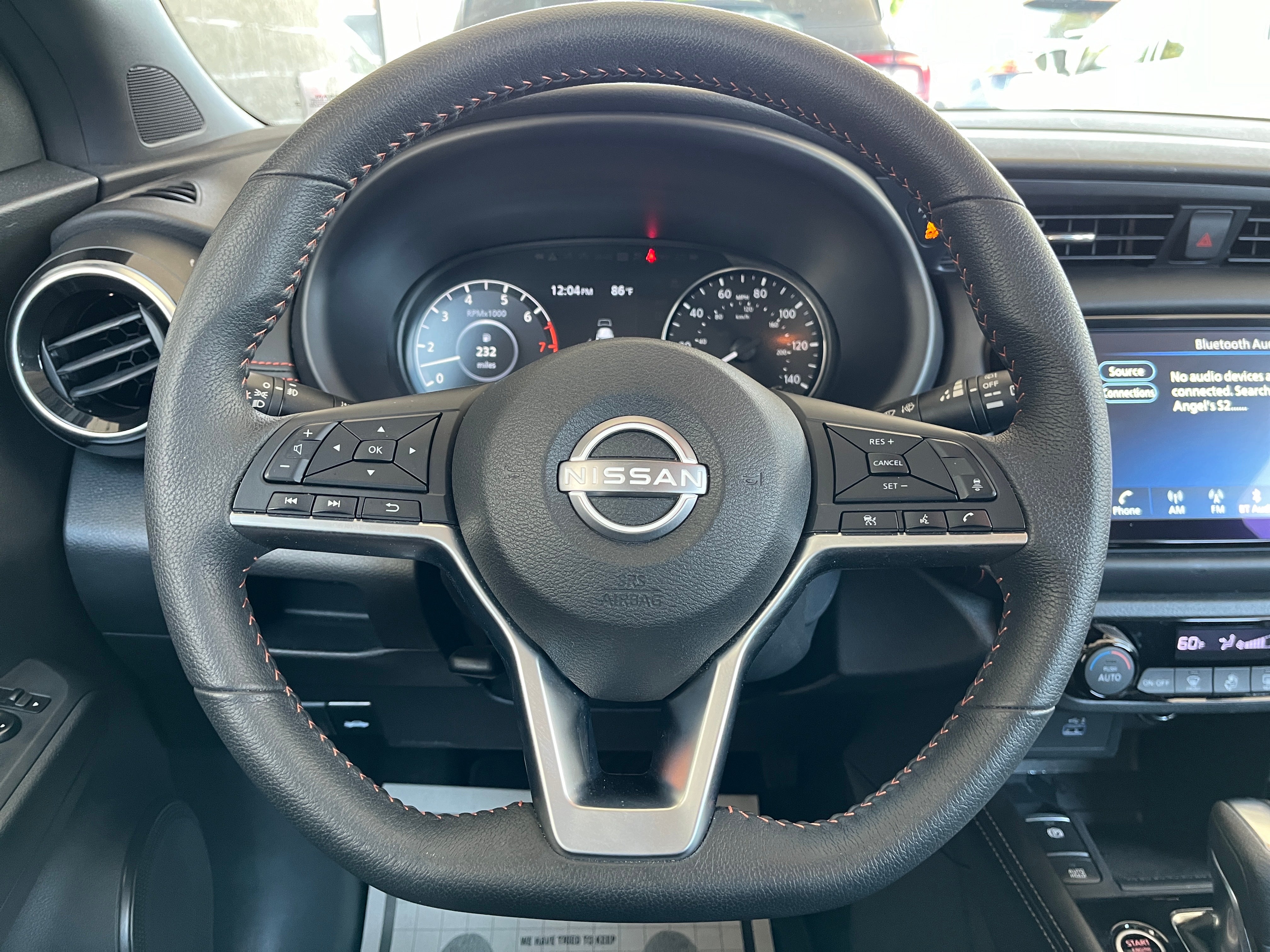 2024 Nissan Kicks SR 5