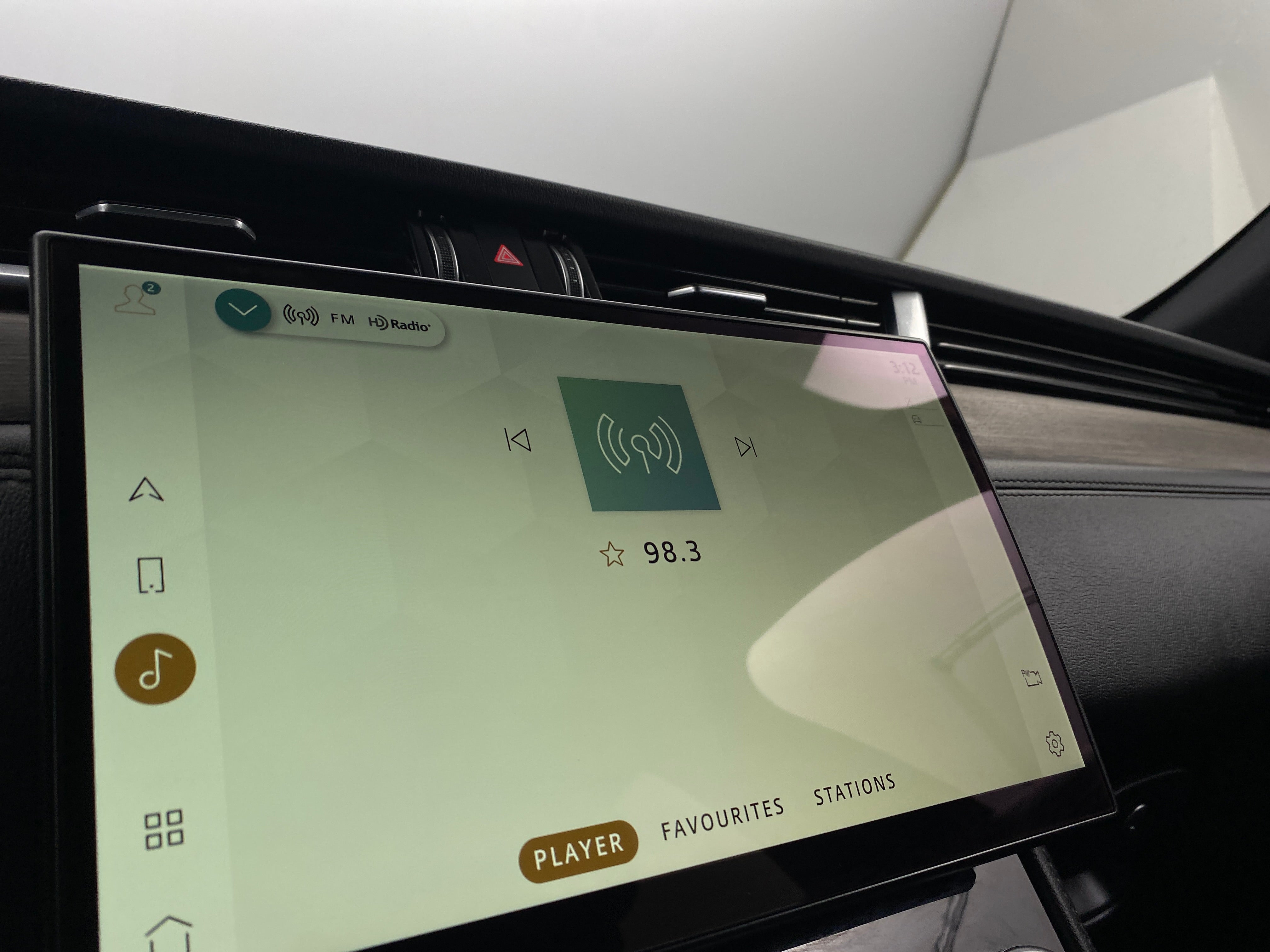 Thumbnail: 2021 Jaguar F-Pace - 4