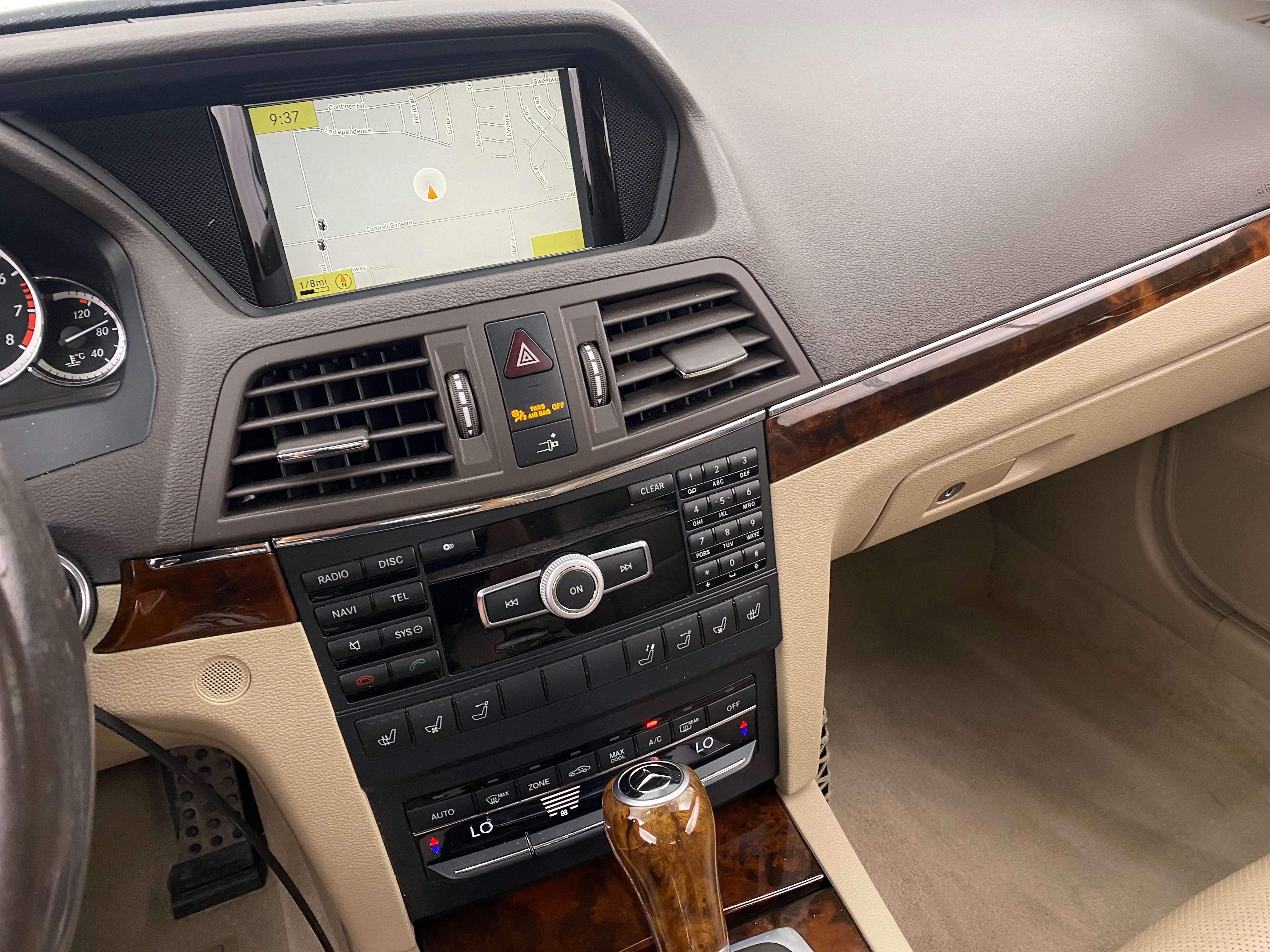 Thumbnail: 2012 Mercedes-Benz E-Class - 4