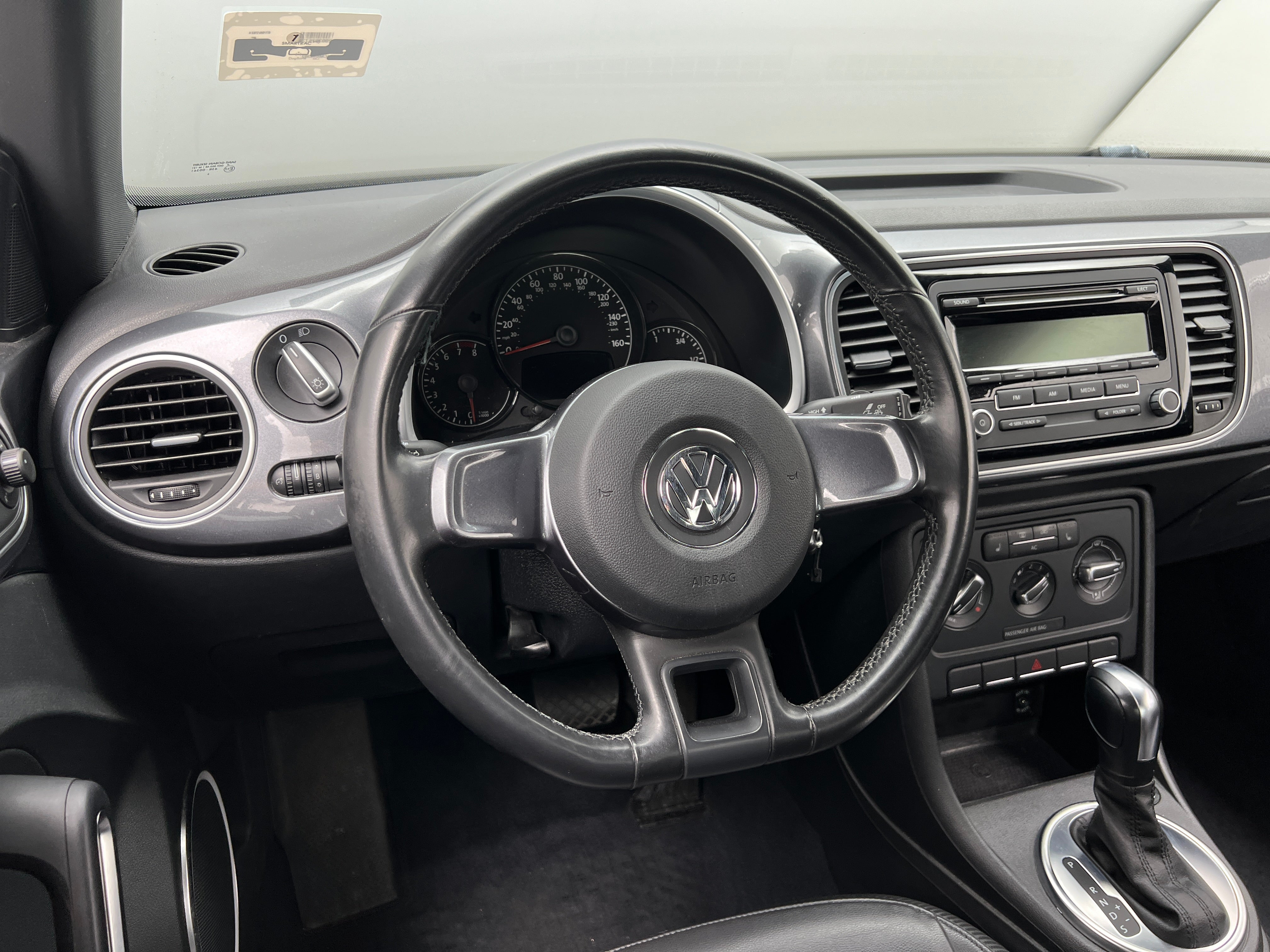 2012 Volkswagen Beetle  5