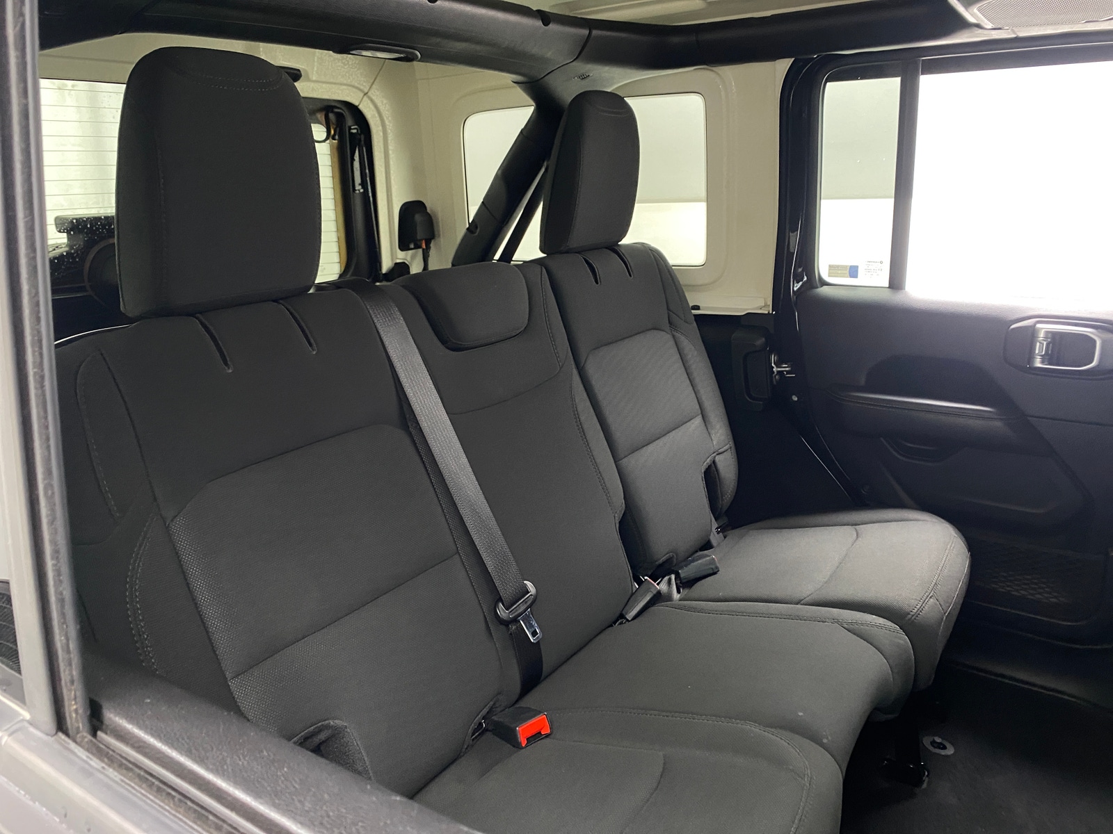 Thumbnail: 2019 Jeep Wrangler - 6