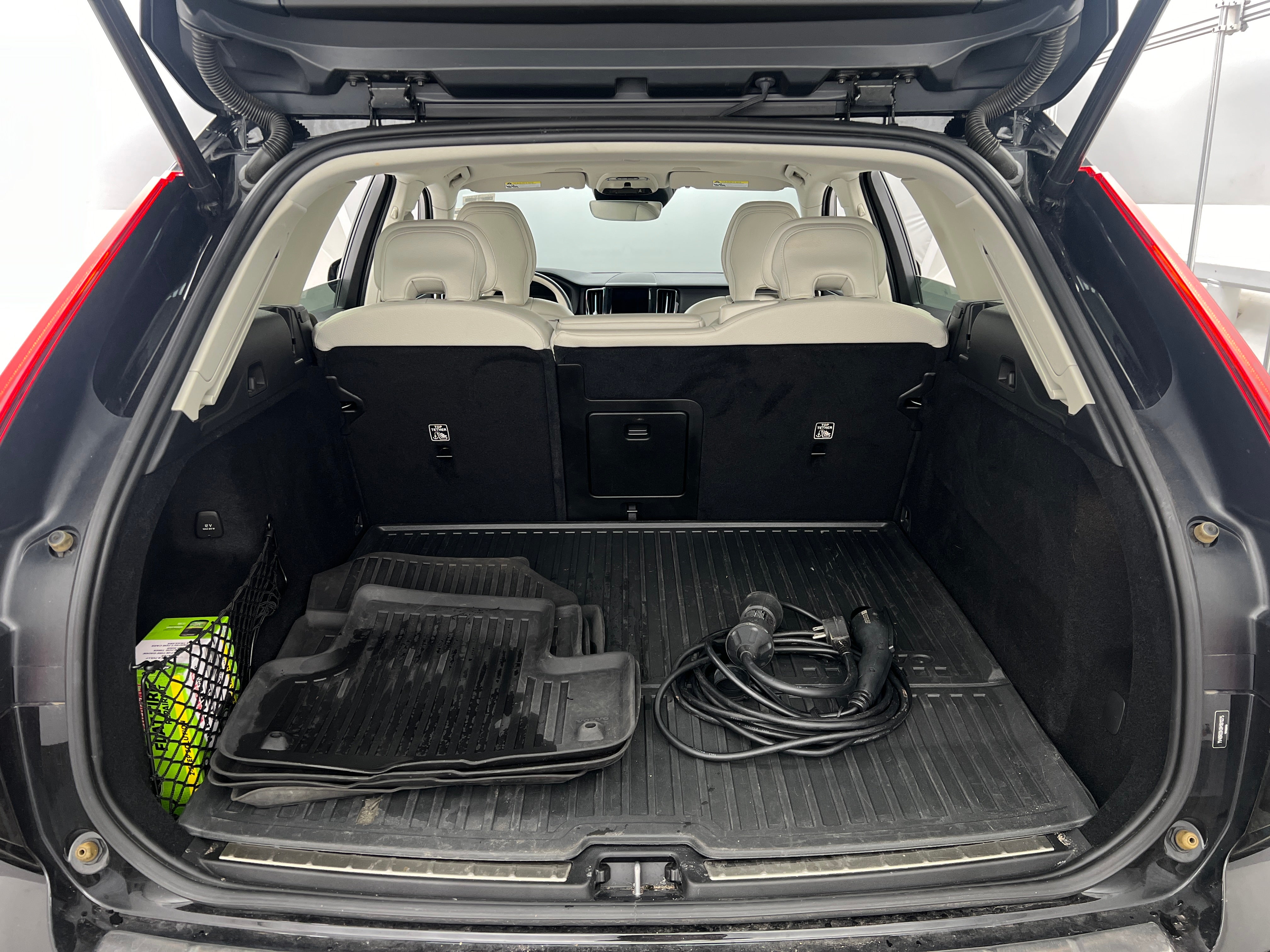 Thumbnail: 2021 Volvo XC60 - 7