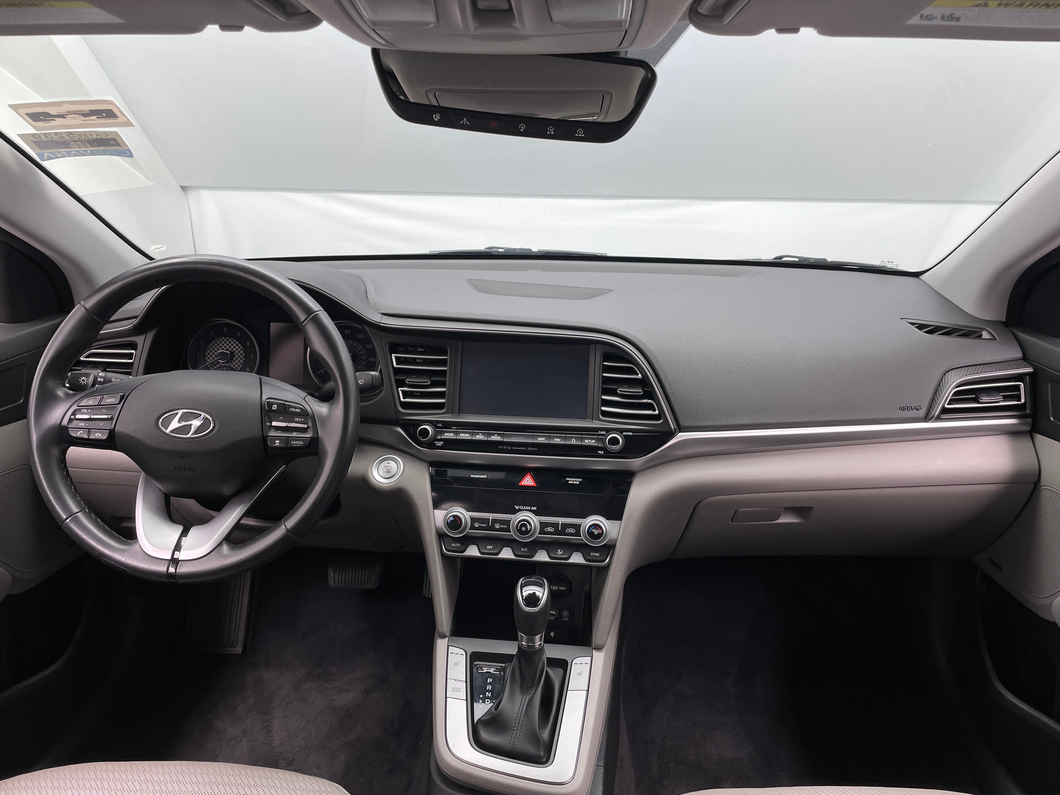 2020 Hyundai Elantra Limited Edition 3