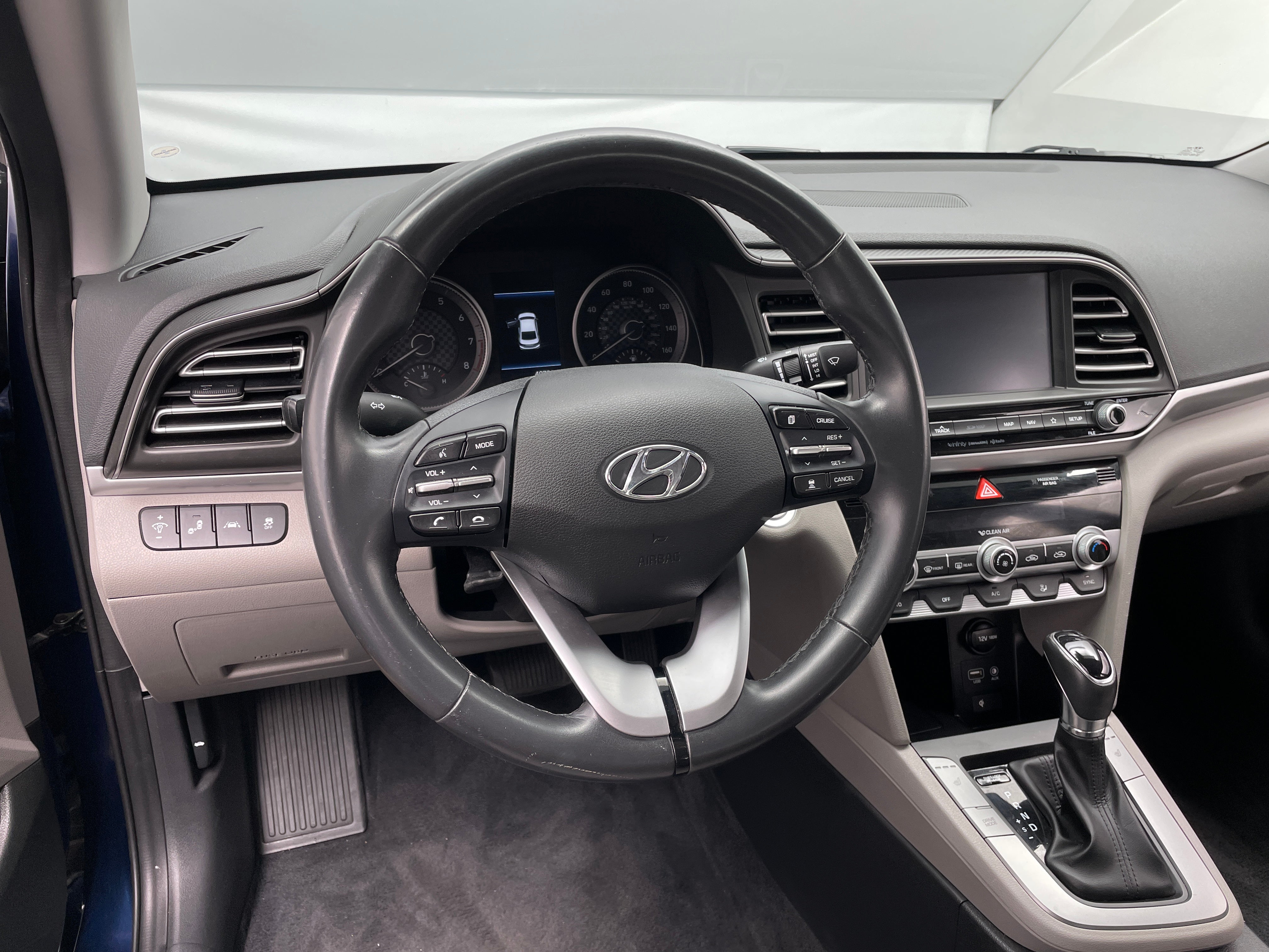 2020 Hyundai Elantra Limited Edition 5