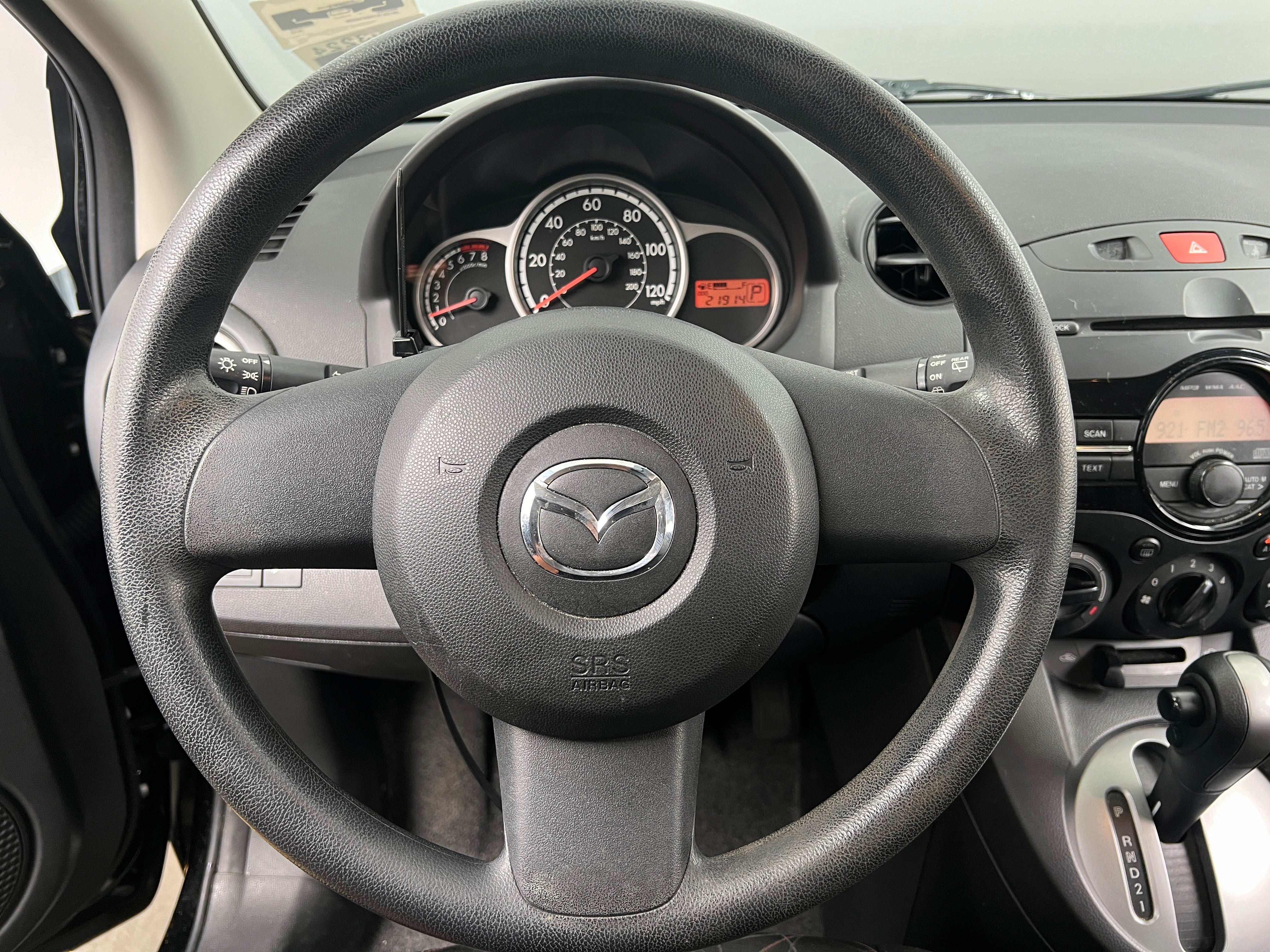 2013 Mazda Mazda2 Sport 5