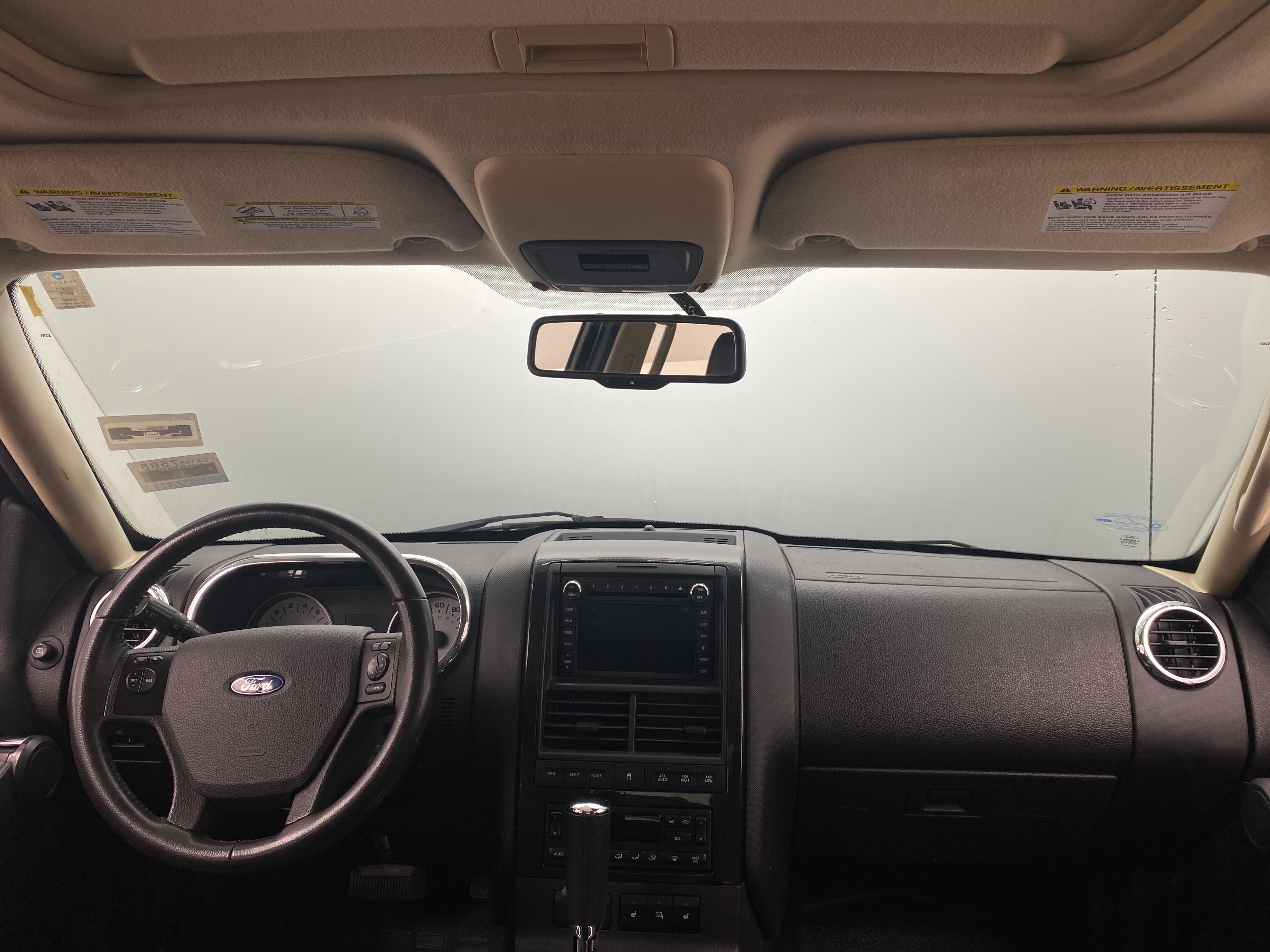 Thumbnail: 2010 Ford Explorer Sport Trac - 3