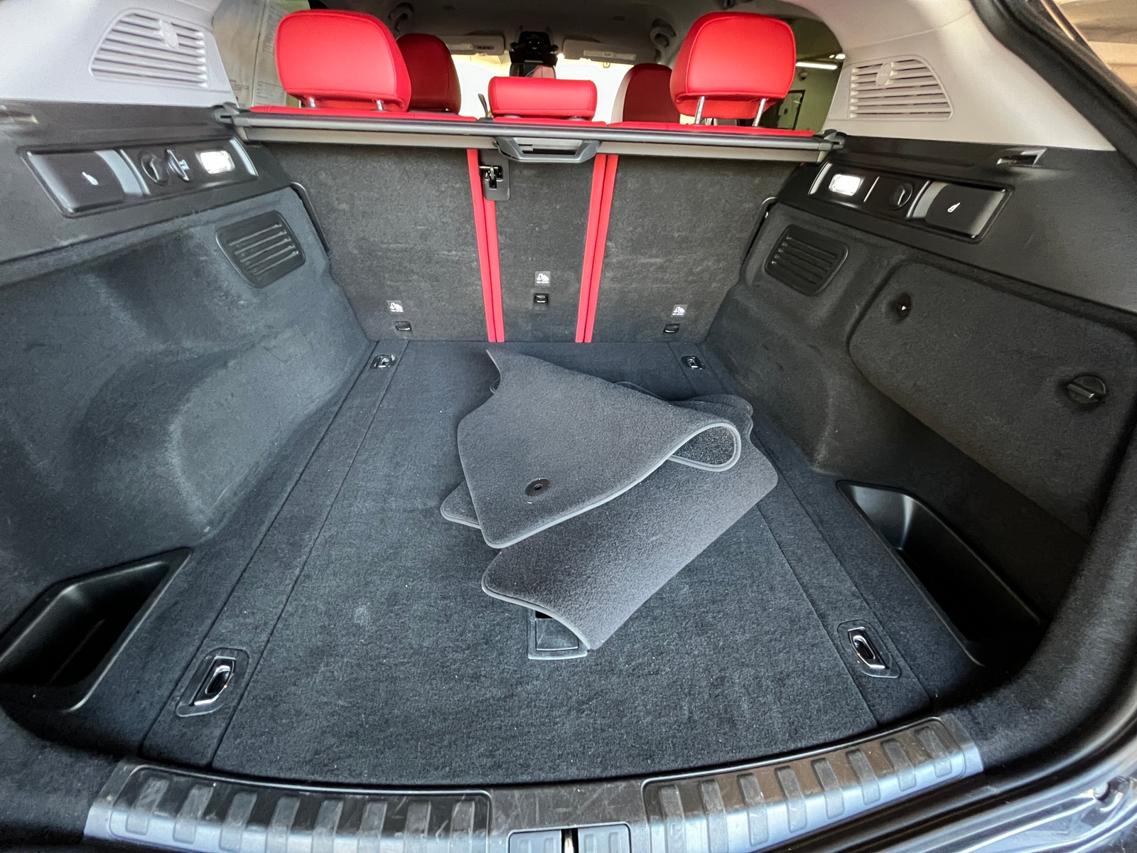 Thumbnail: 2020 Alfa Romeo Stelvio - 6