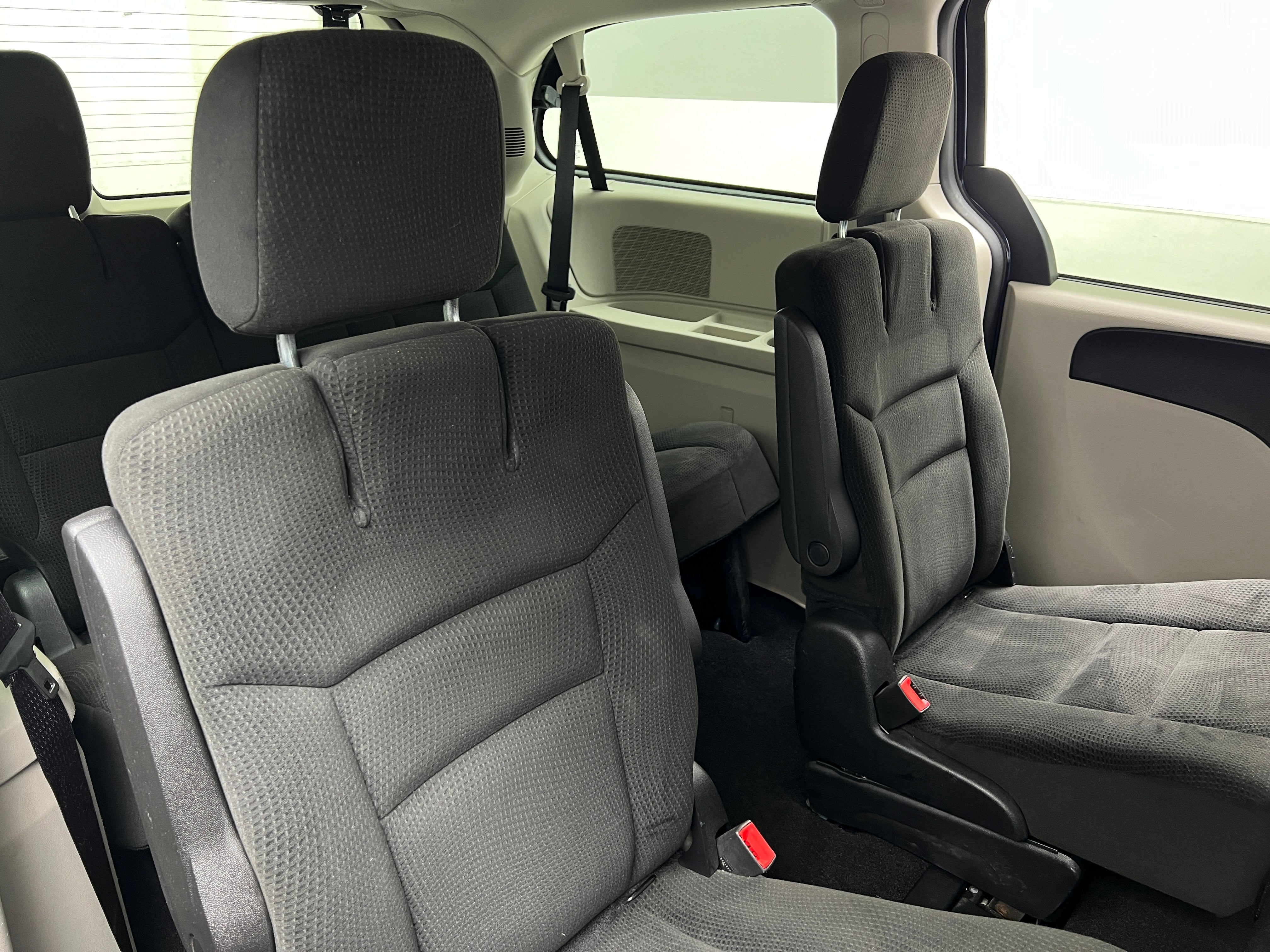 2016 Dodge Grand Caravan SE 6