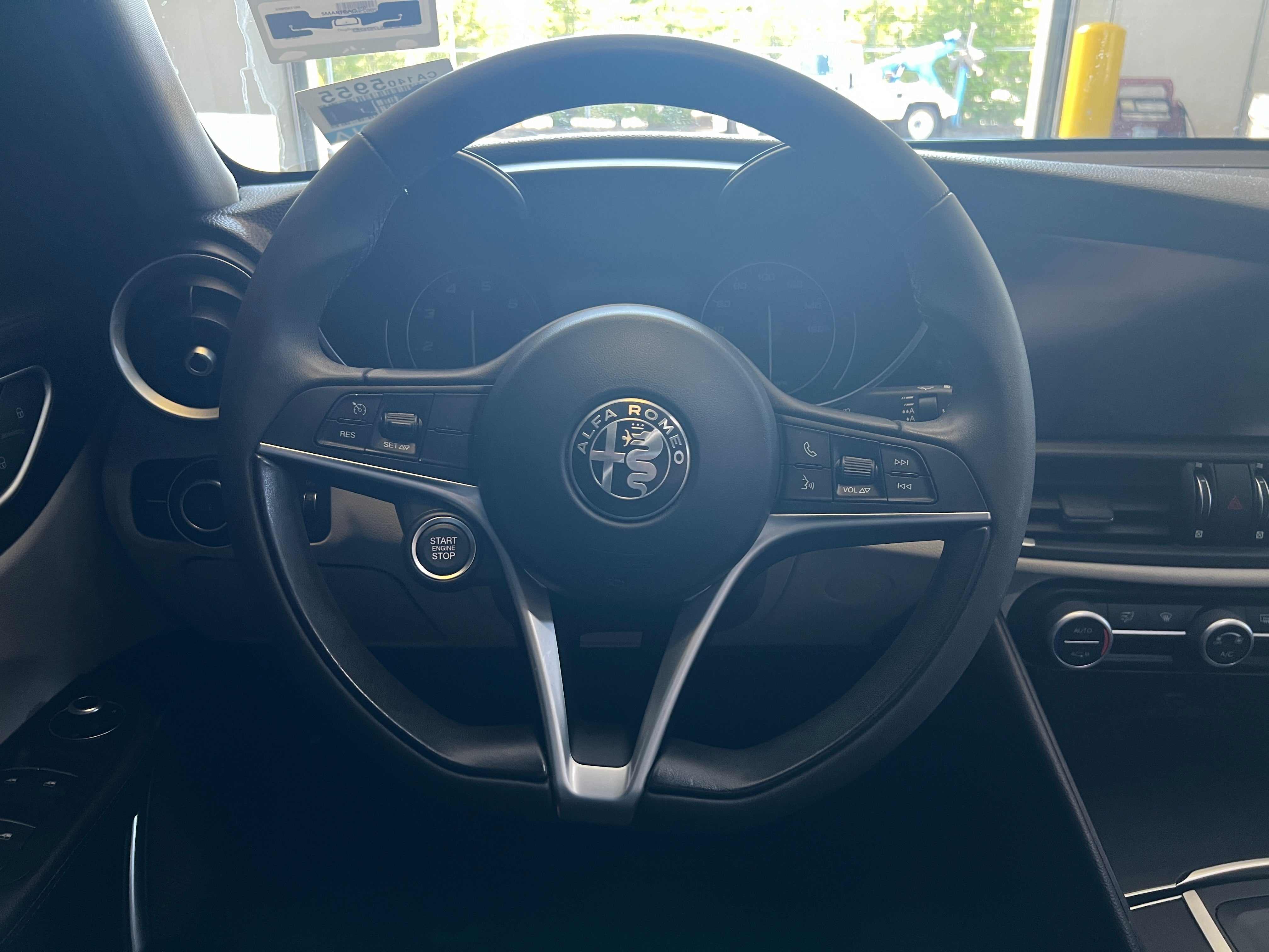 2018 Alfa Romeo Giulia Sport 5