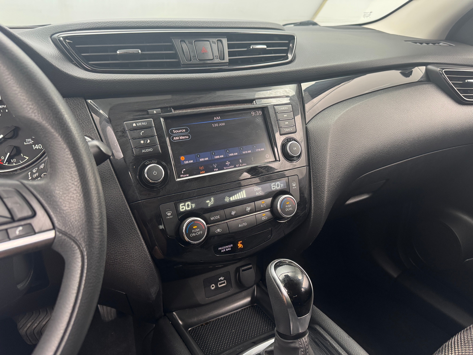 Thumbnail: 2019 Nissan Rogue Sport - 4