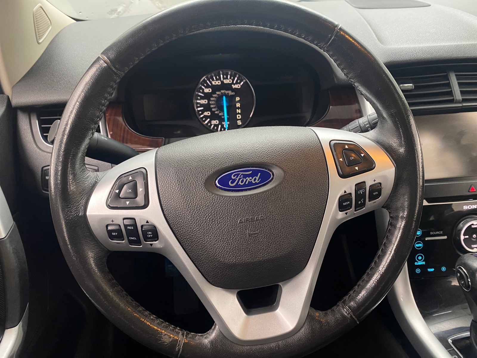 Thumbnail: 2013 Ford Edge - 4