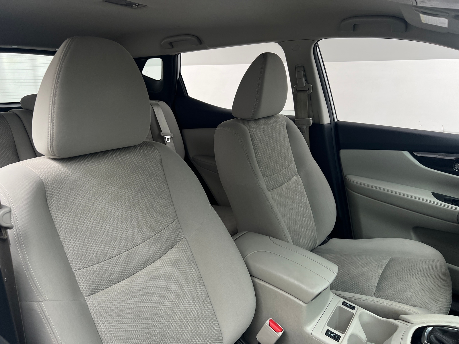 Thumbnail: 2018 Nissan Rogue Sport - 2