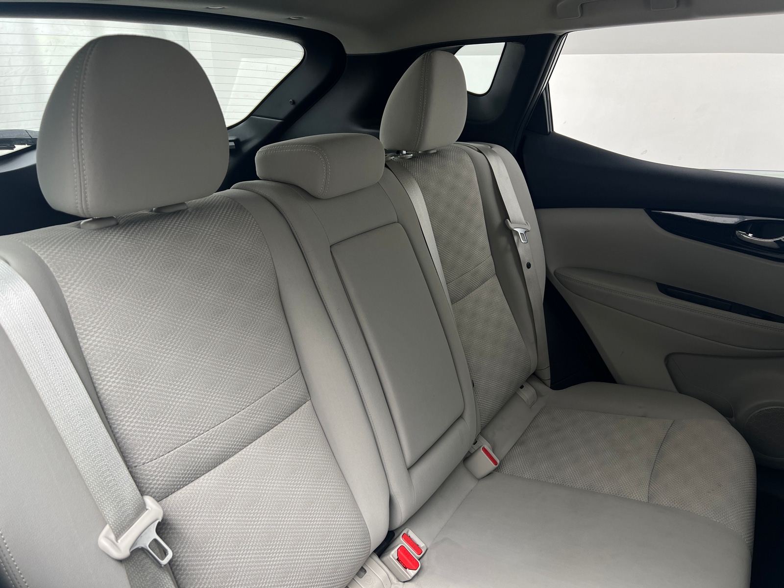 Thumbnail: 2018 Nissan Rogue Sport - 6