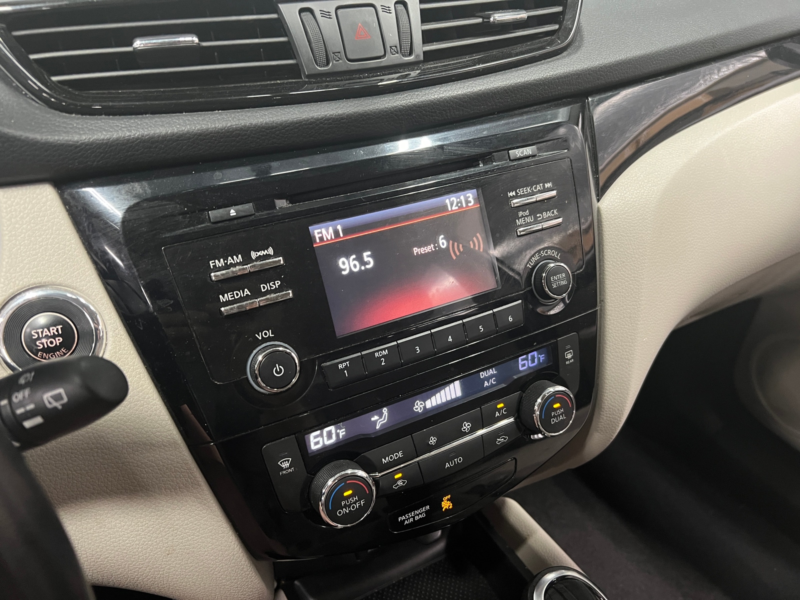 Thumbnail: 2018 Nissan Rogue Sport - 4