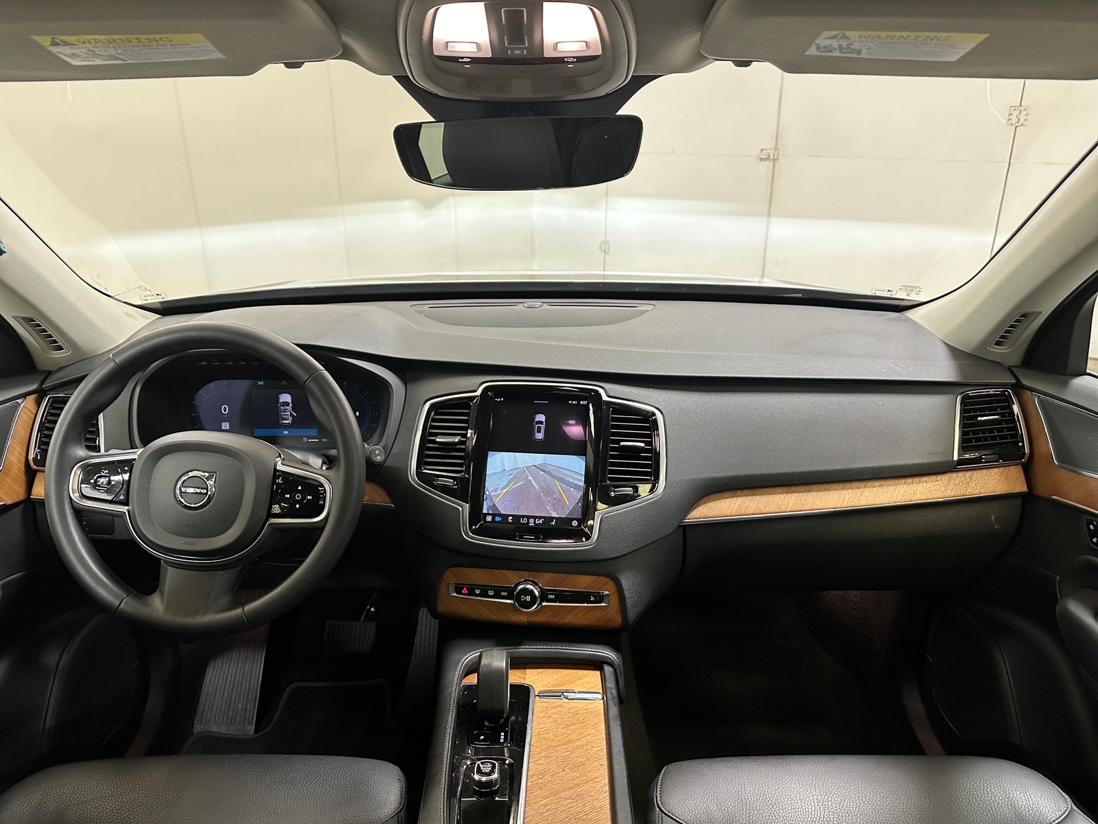 Thumbnail: 2023 Volvo XC90 - 3