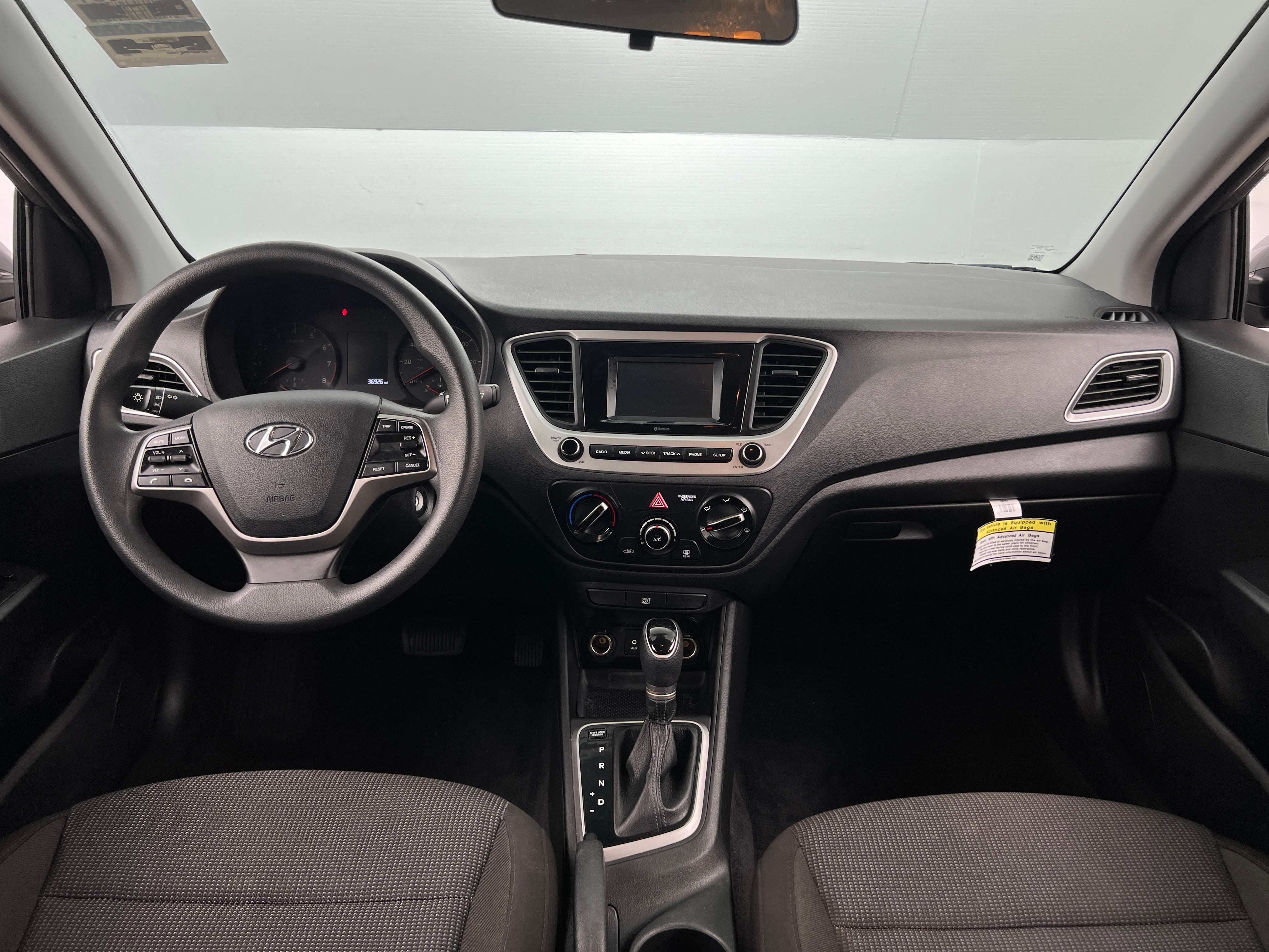 2022 Hyundai Accent SE 3