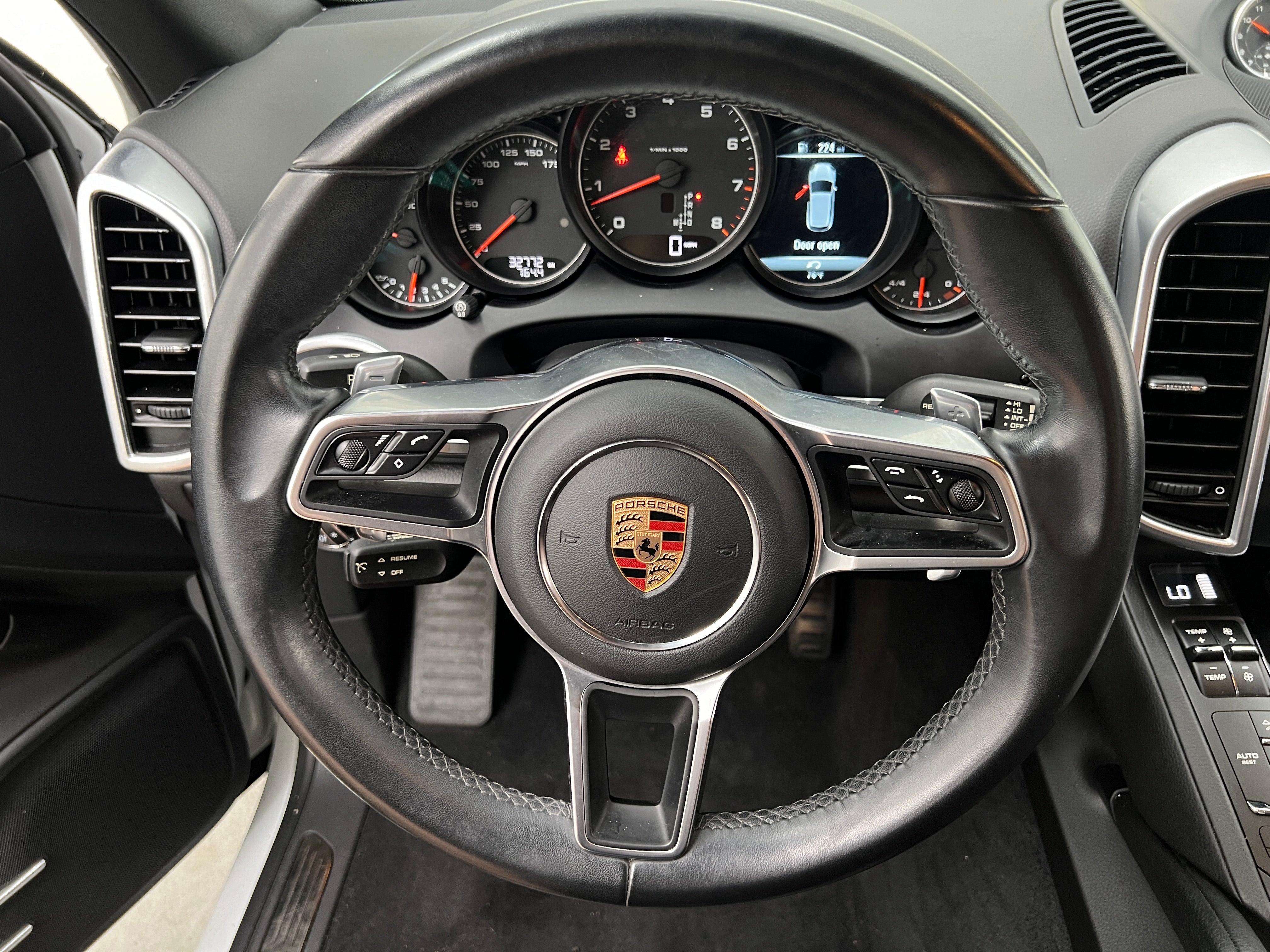 2018 Porsche Cayenne Base 5