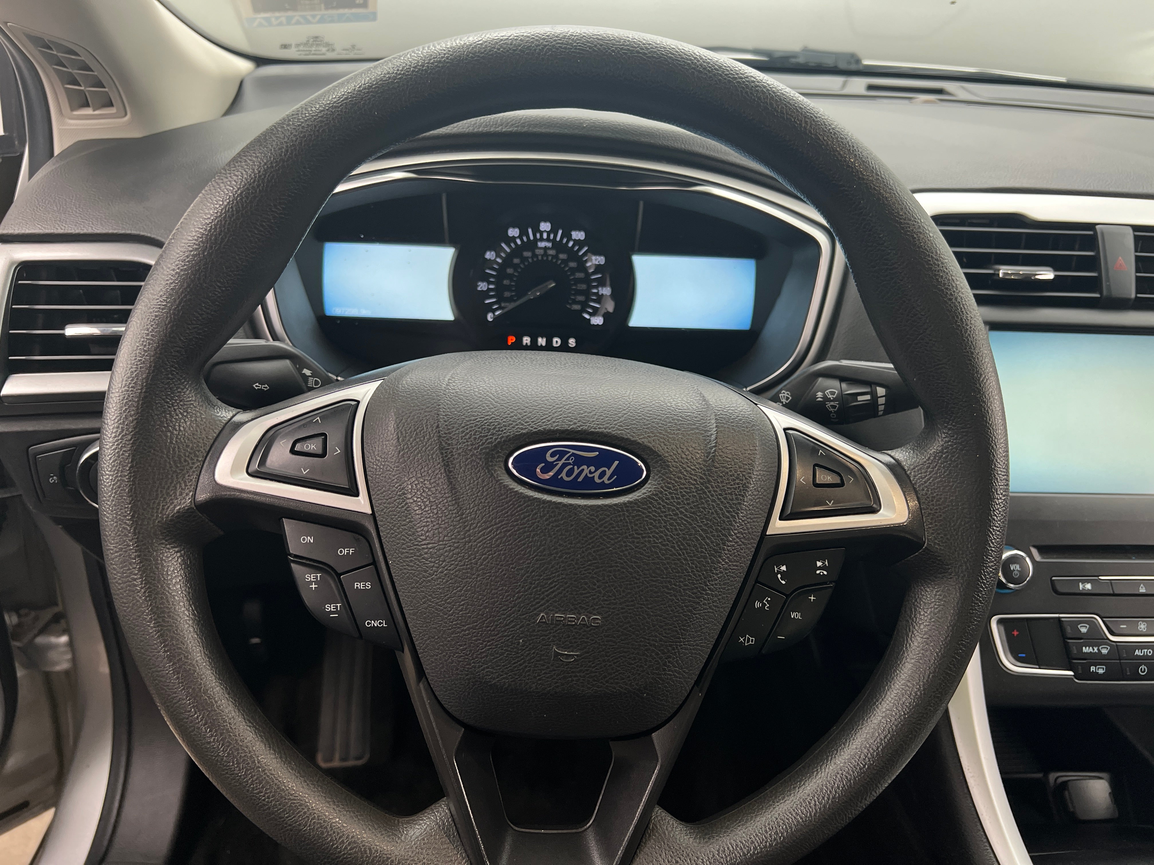 2016 Ford Fusion SE 5