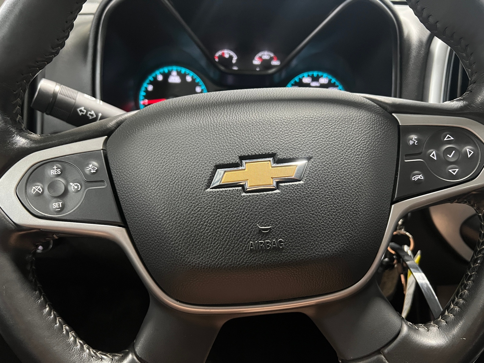 Thumbnail: 2021 Chevrolet Colorado - 5