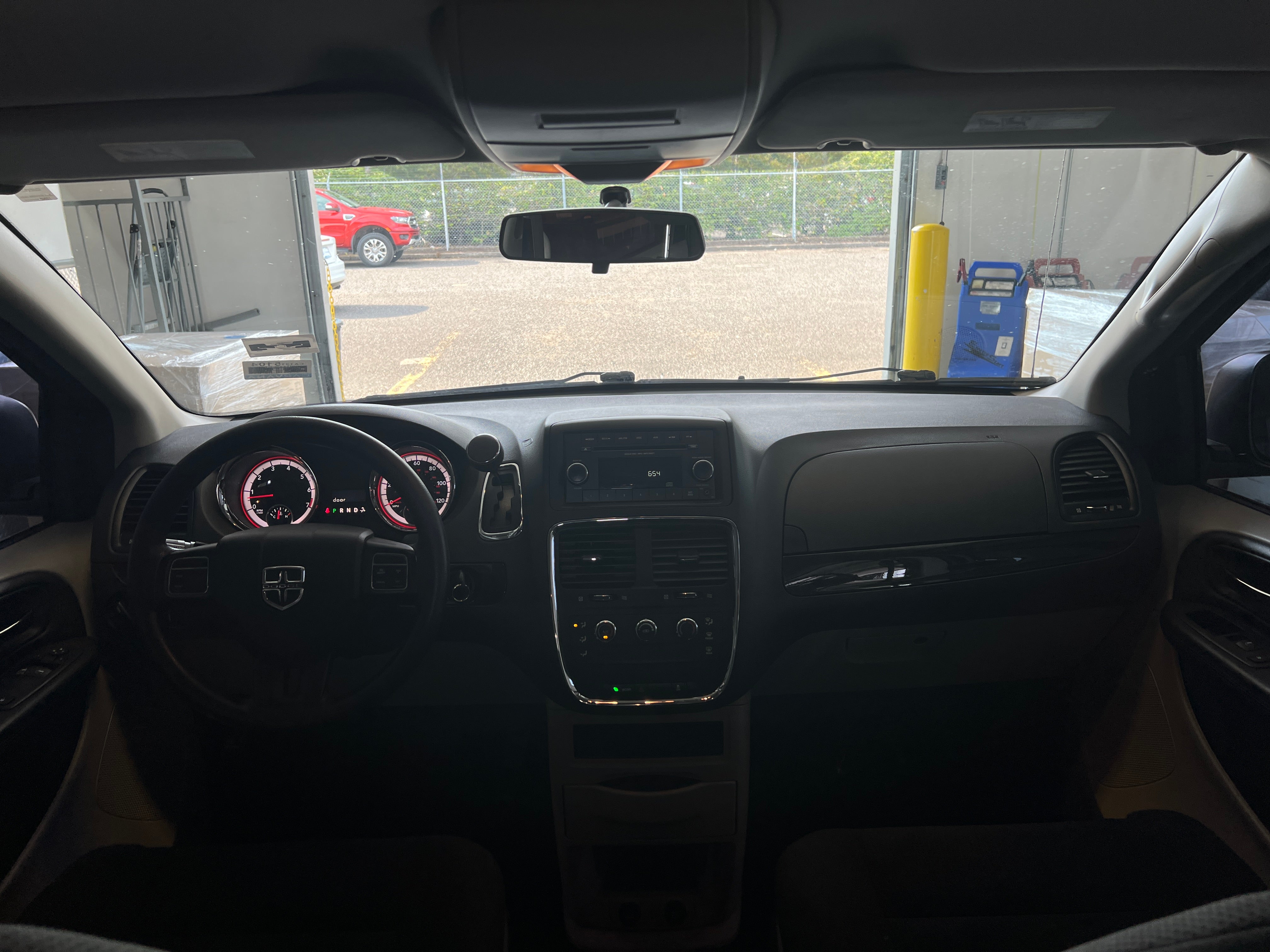 2016 Dodge Grand Caravan SE 3