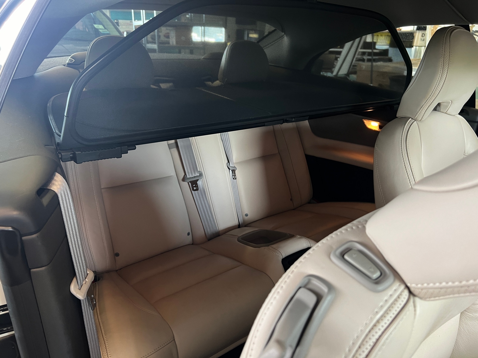 Thumbnail: 2013 Volvo C70 - 6