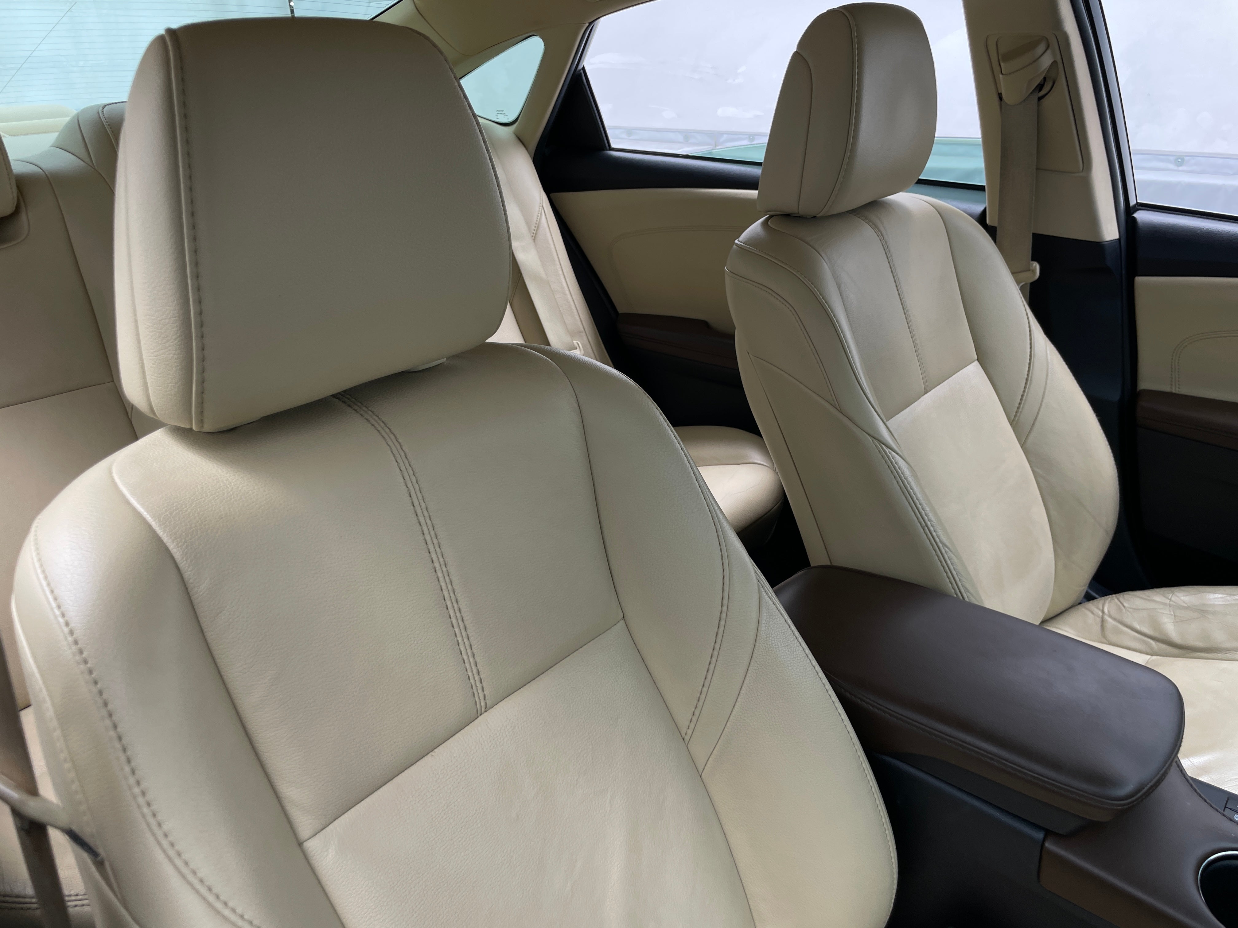 Thumbnail: 2016 Toyota Avalon - 2