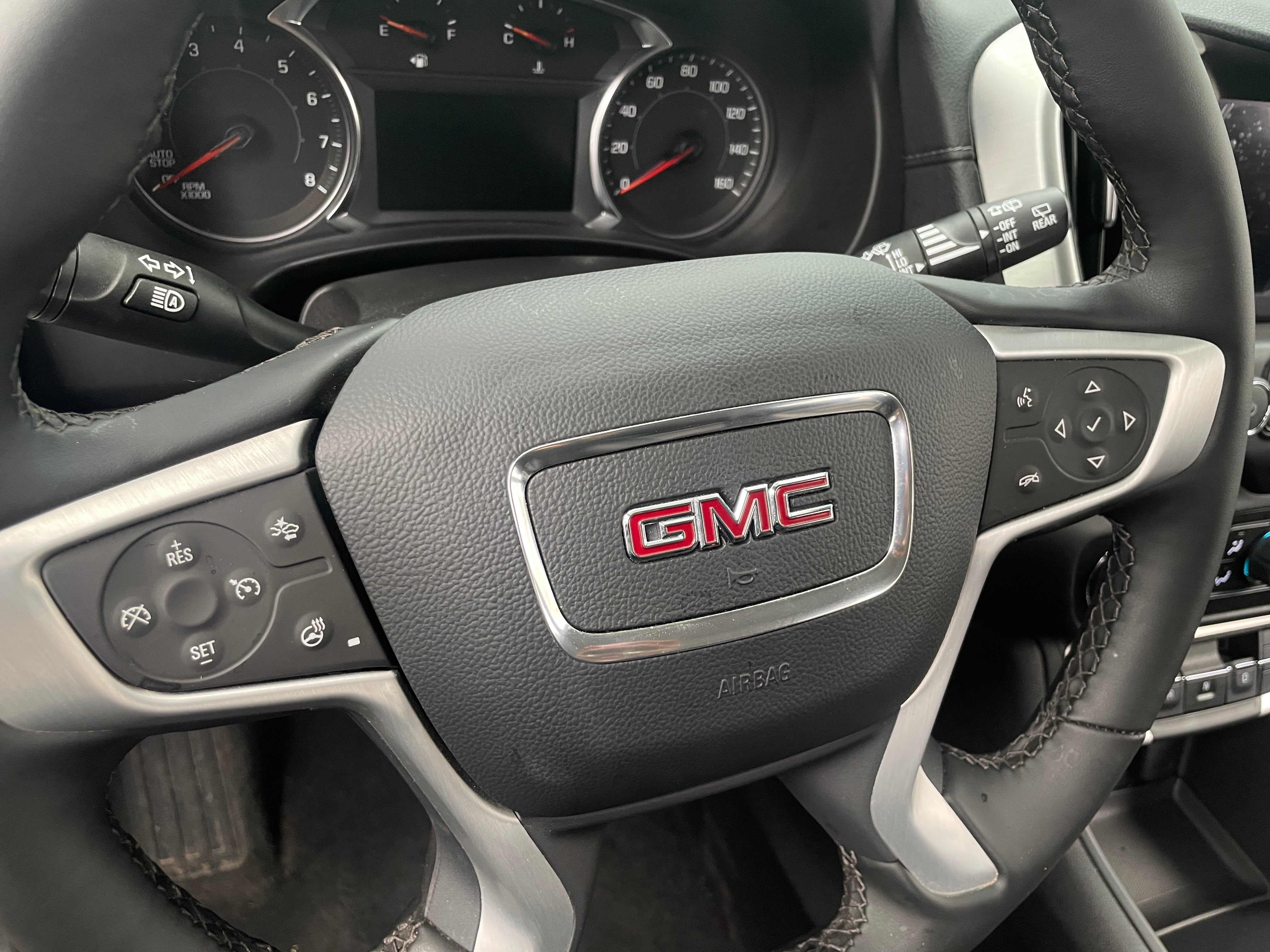 2024 GMC Terrain SLT 5