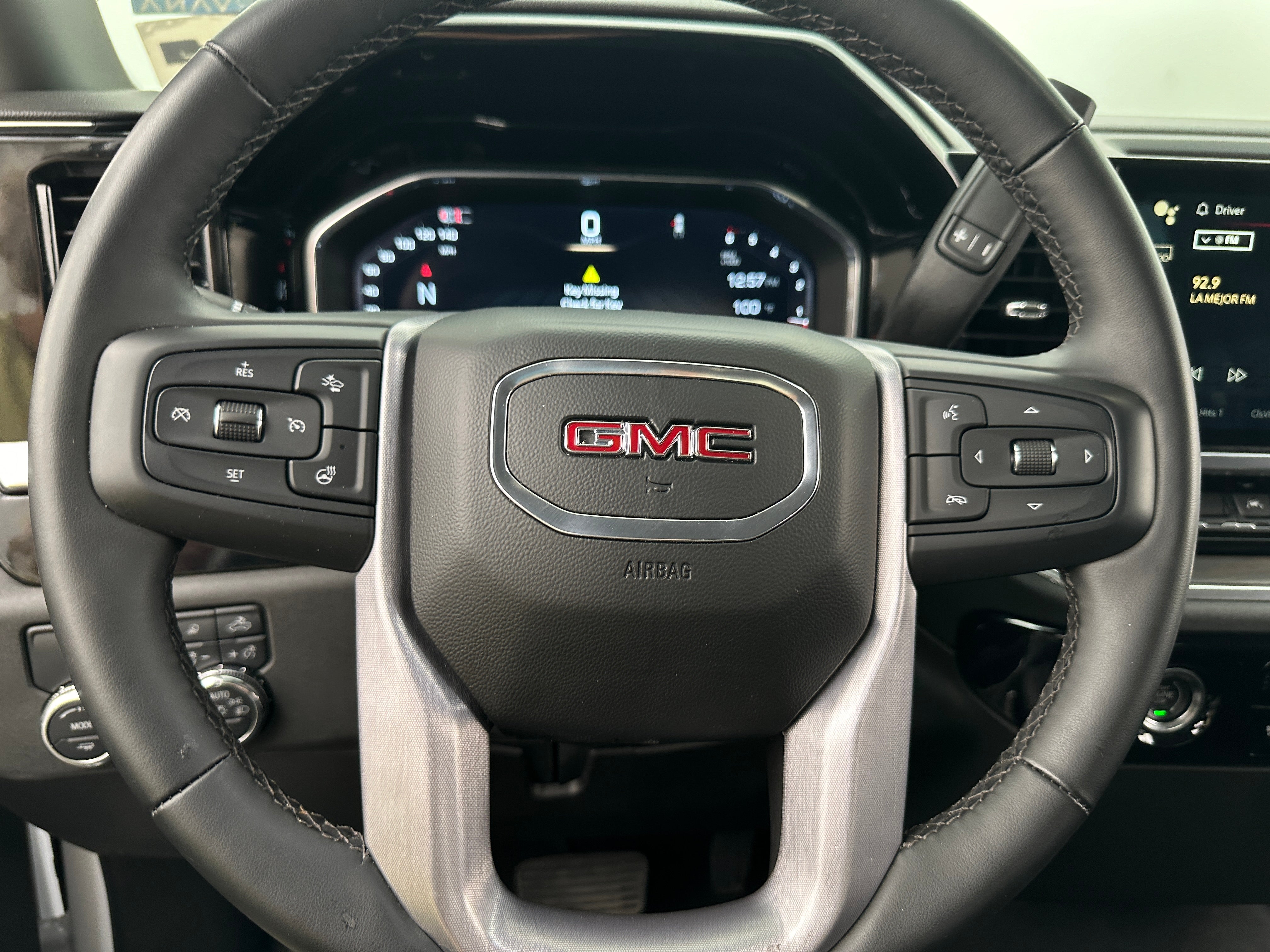 2024 GMC Sierra 1500 SLT 5