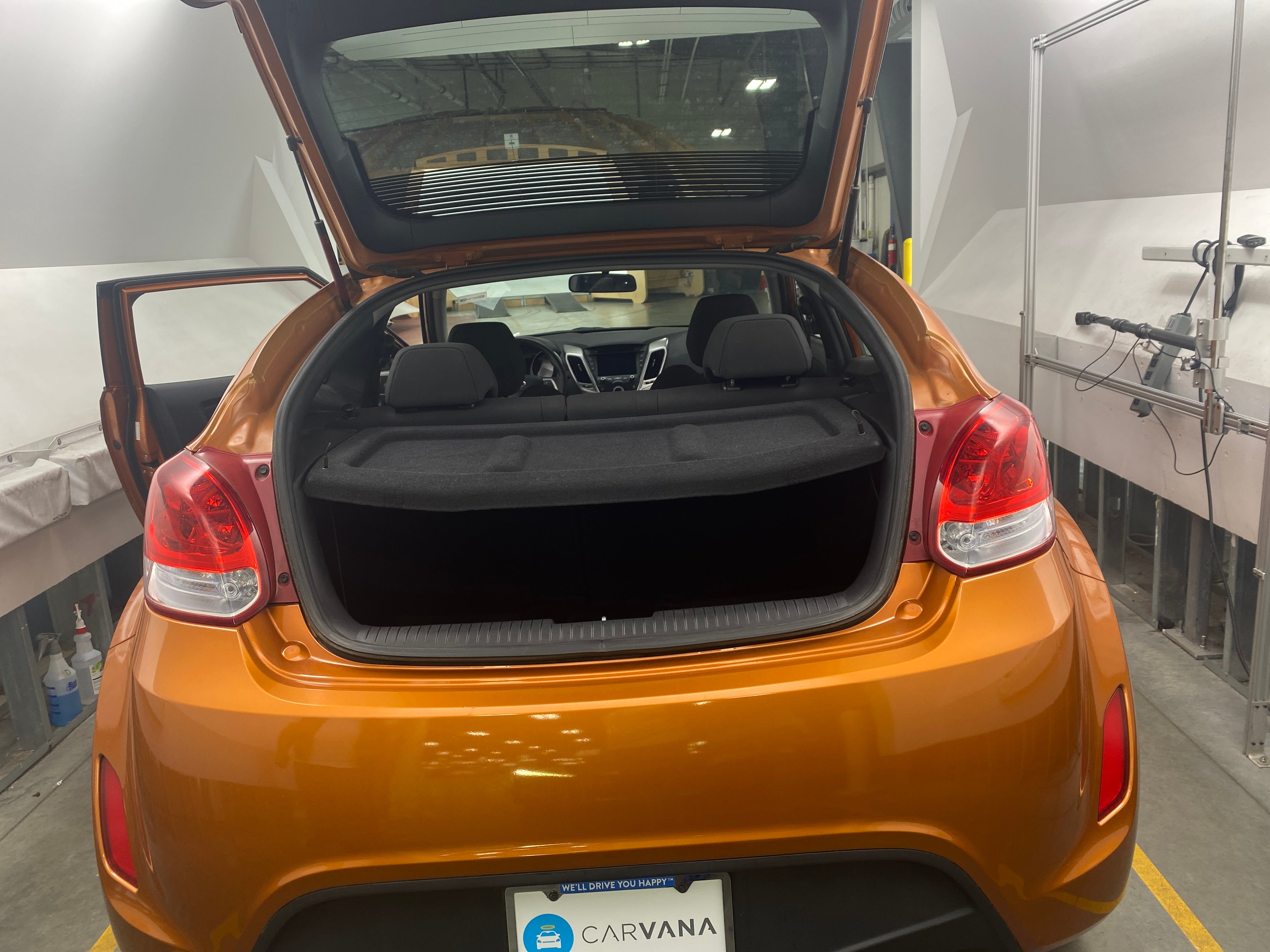 2016 Hyundai Veloster Base 5