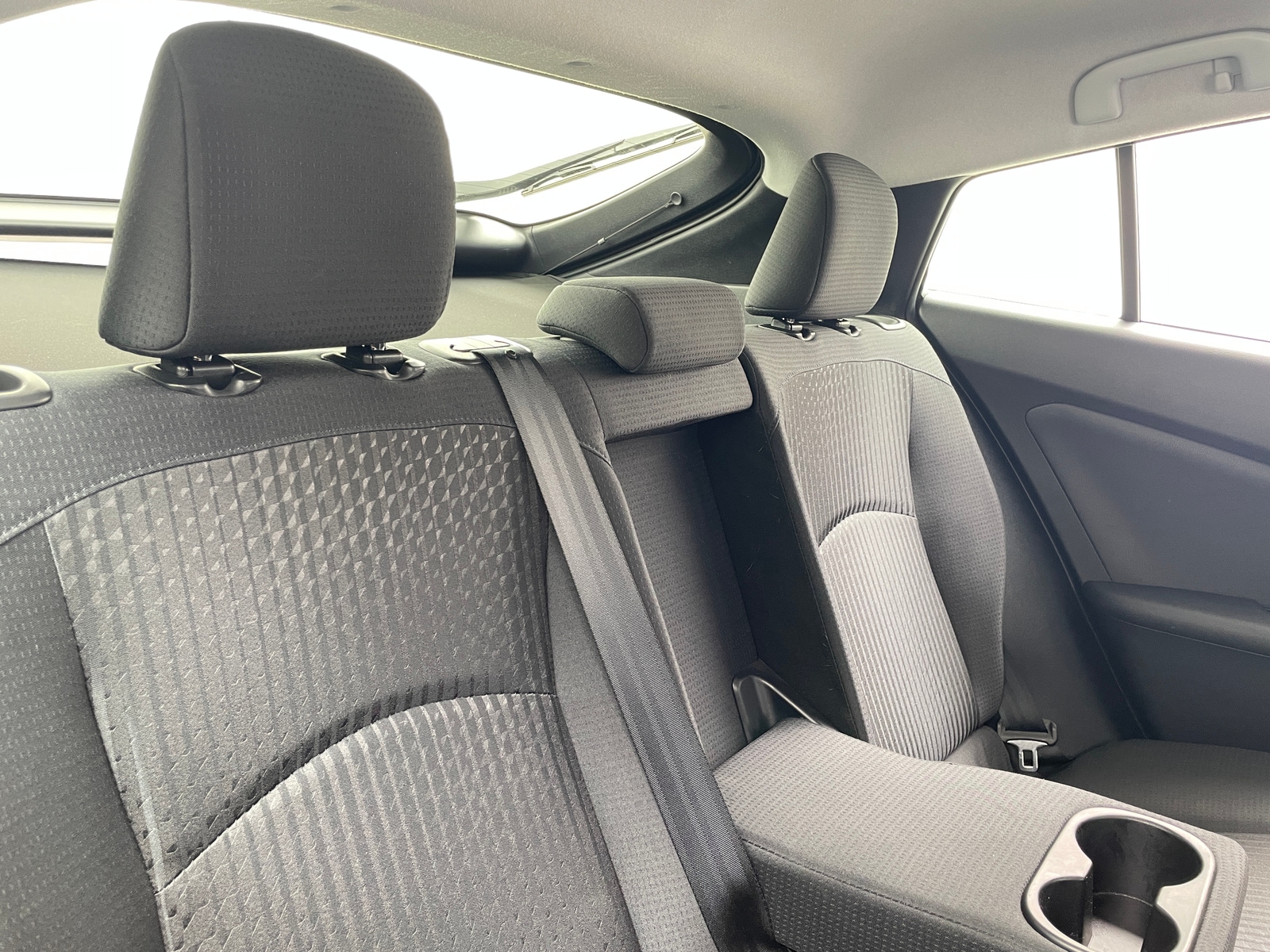 Thumbnail: 2017 Toyota Prius - 6