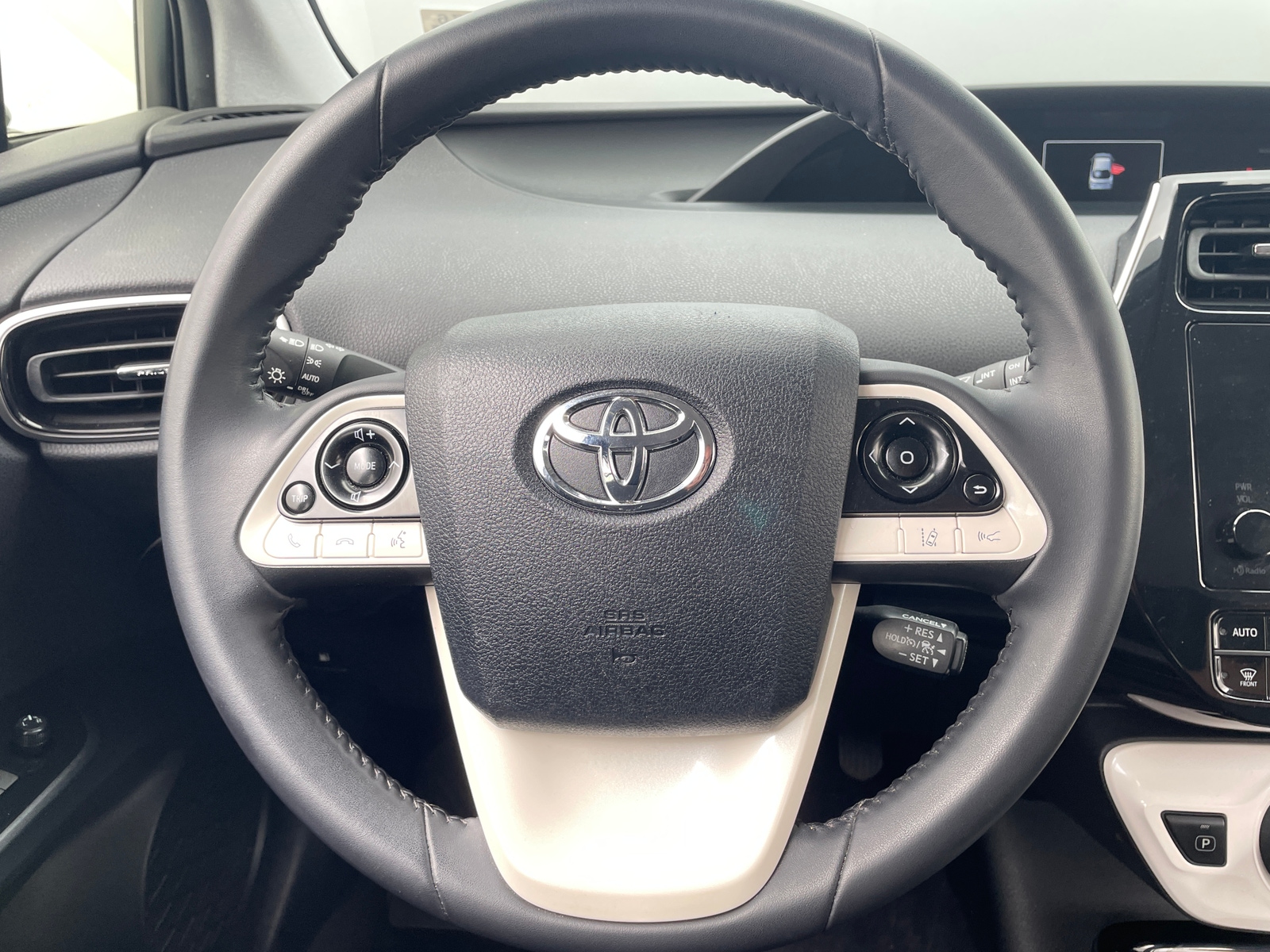 Thumbnail: 2017 Toyota Prius - 5
